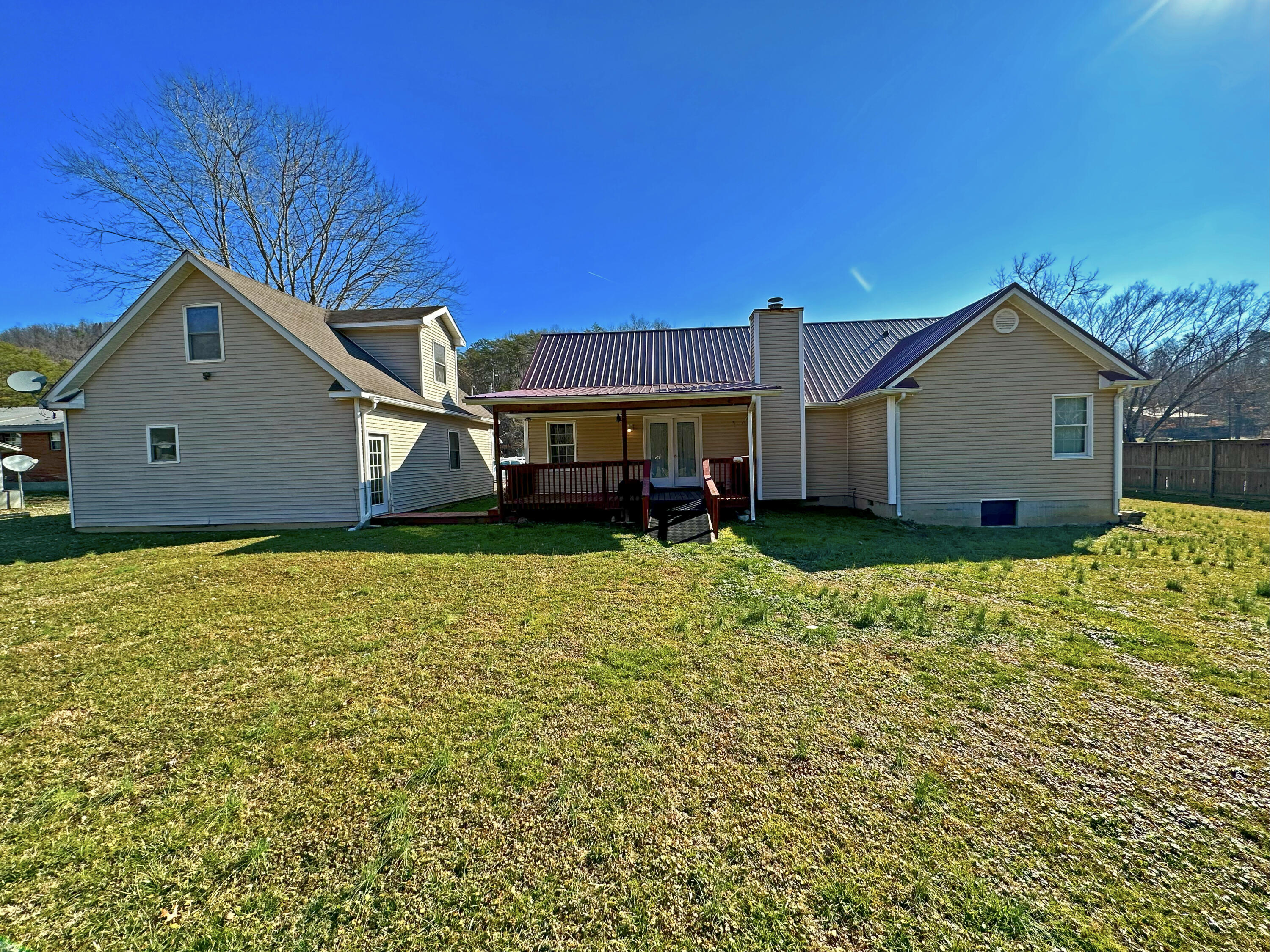 829 Boone Creek Road Property Photo 3