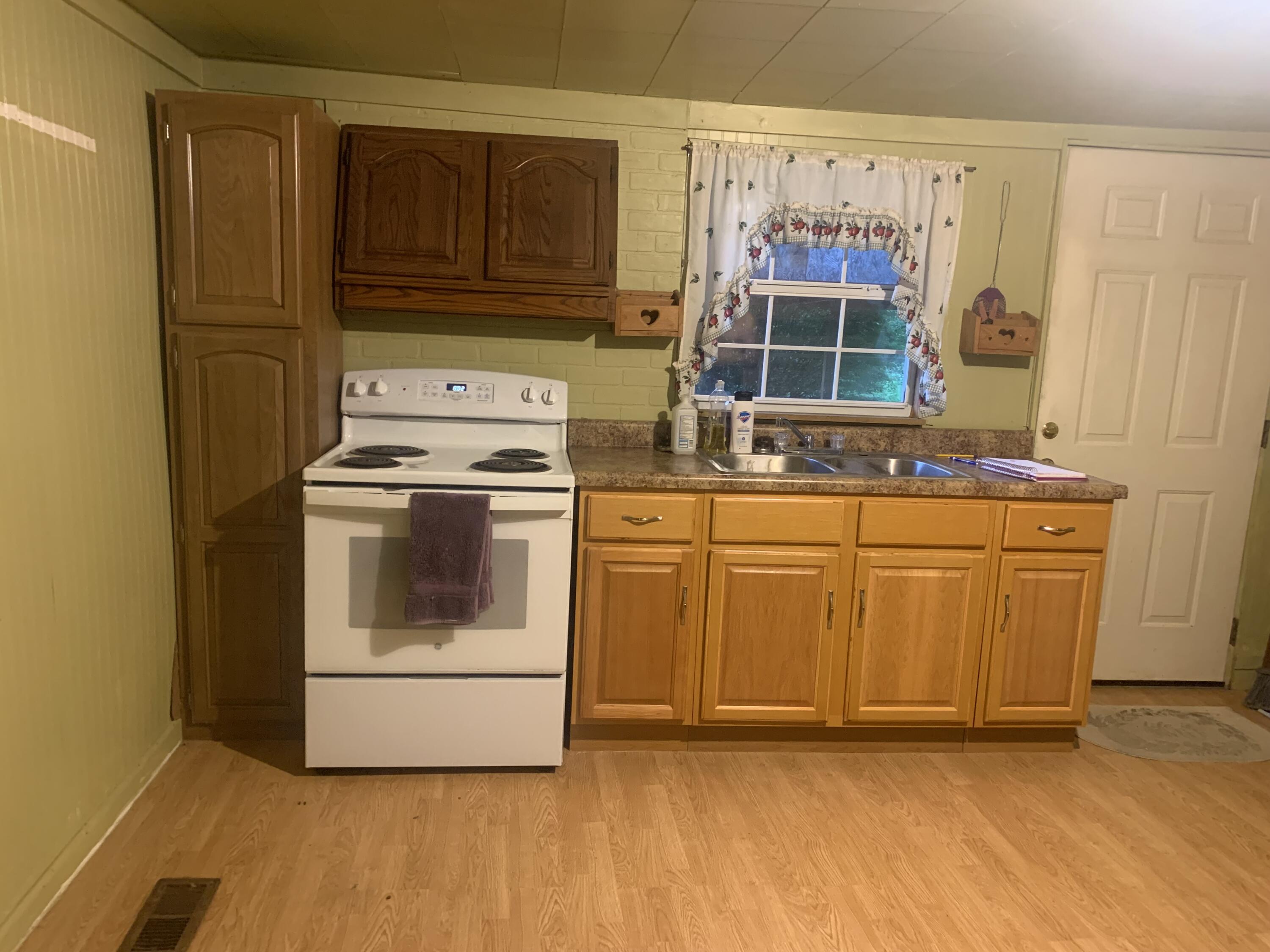 1288 Old Corbin Road Property Photo 11