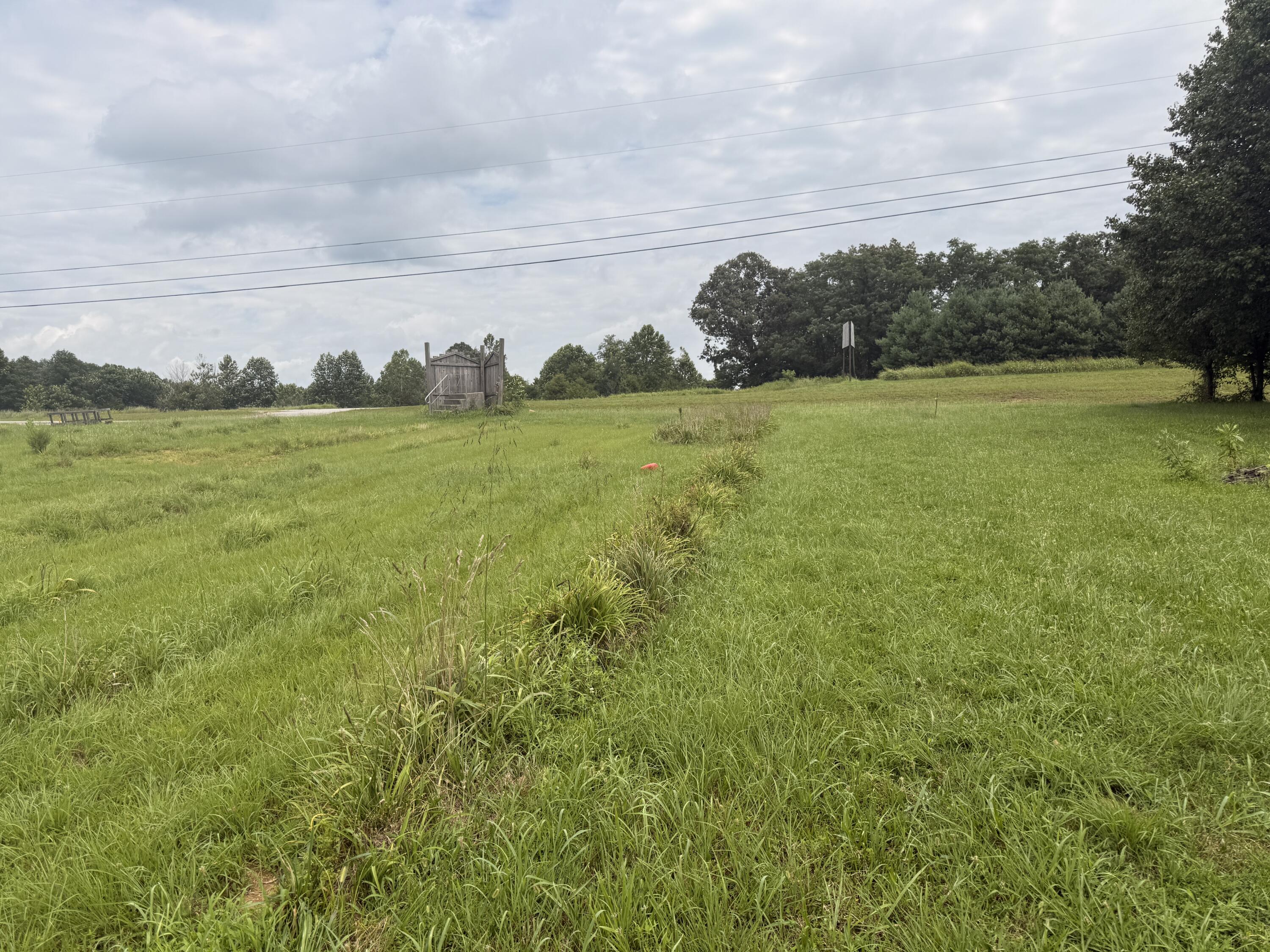12583 Hodgenville Road Property Photo 3