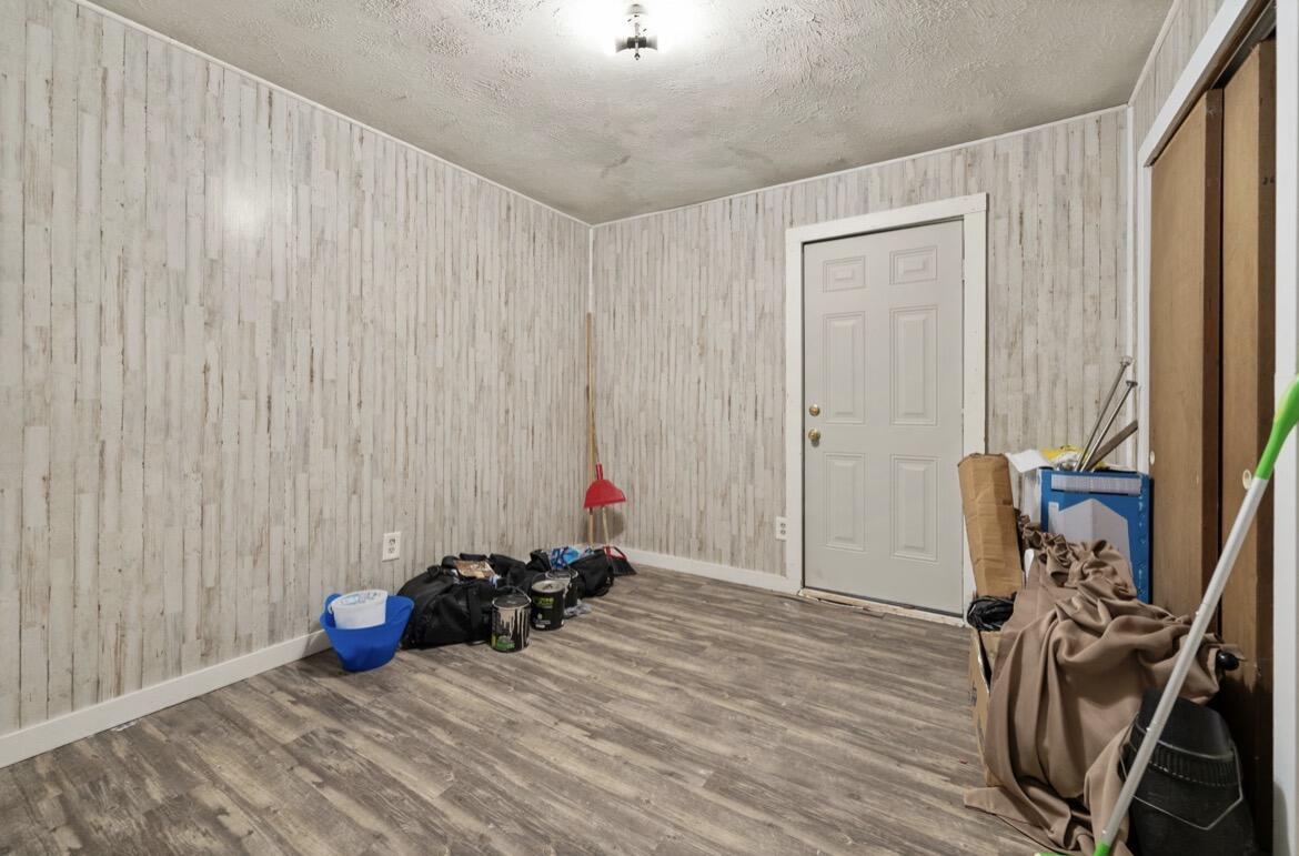 6026 6026 State Highway 221 Property Photo 32