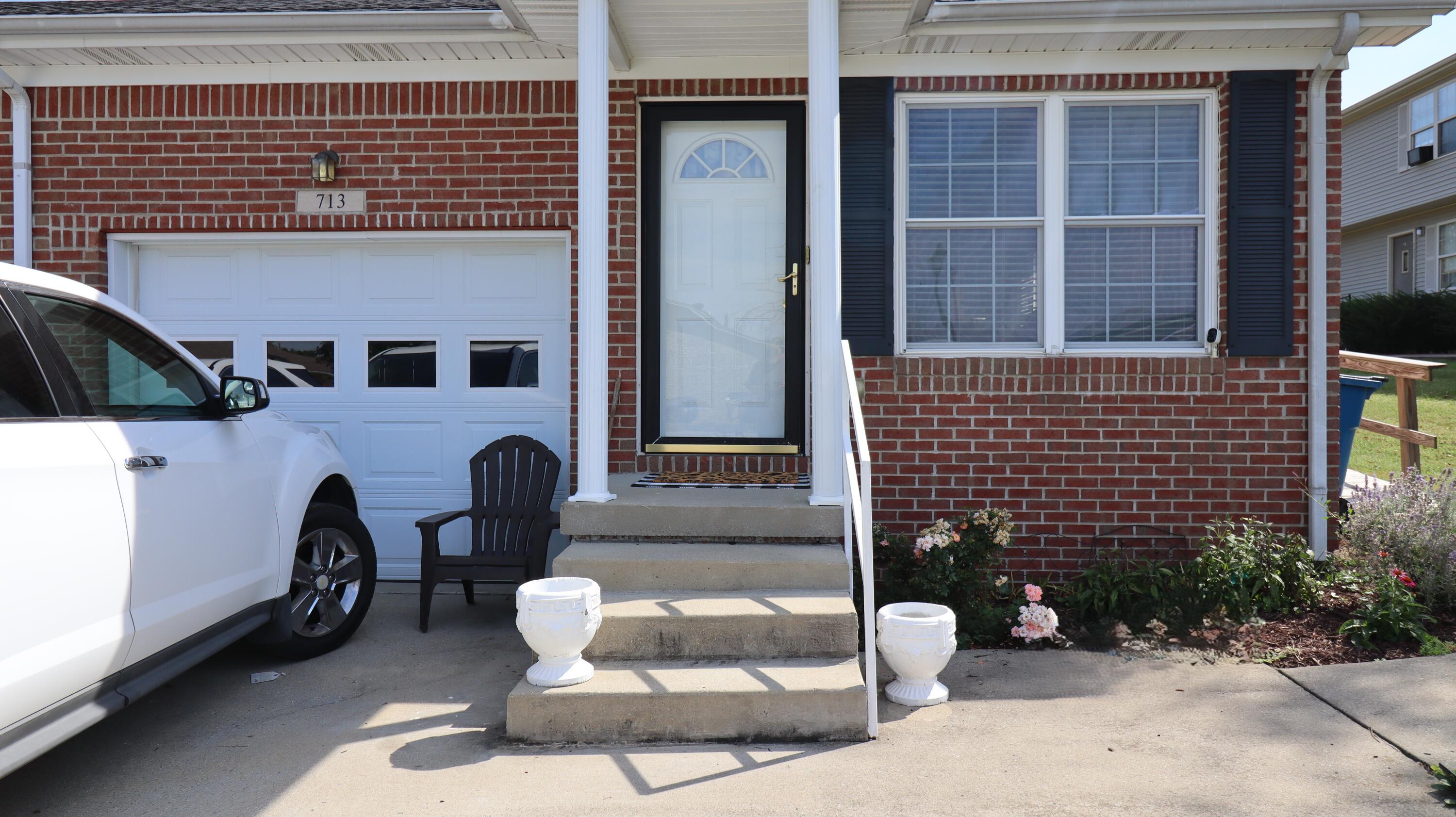 711 - 713 Park Way Avenue Property Photo 2