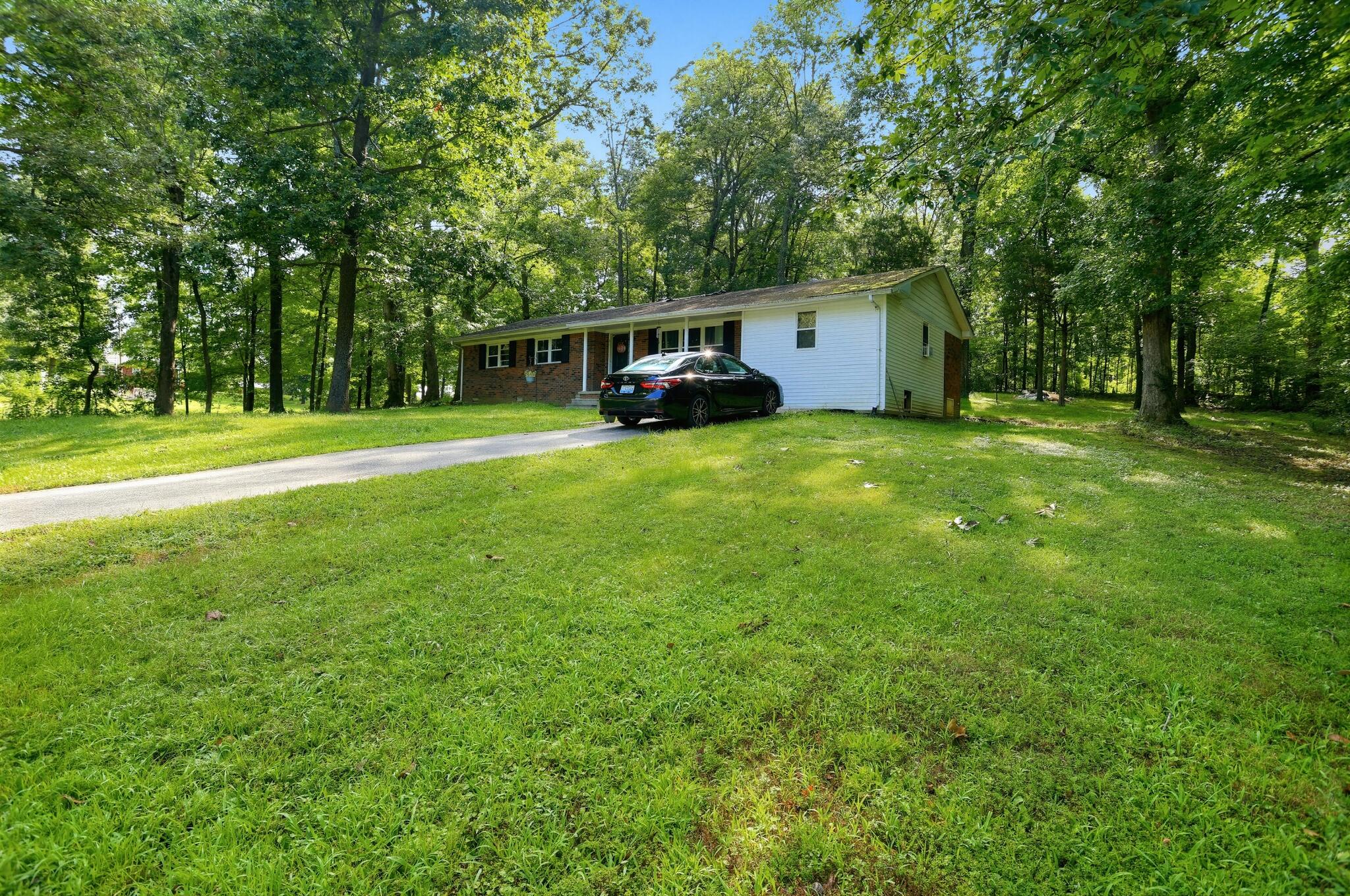 89 Ky-269 Property Photo 1