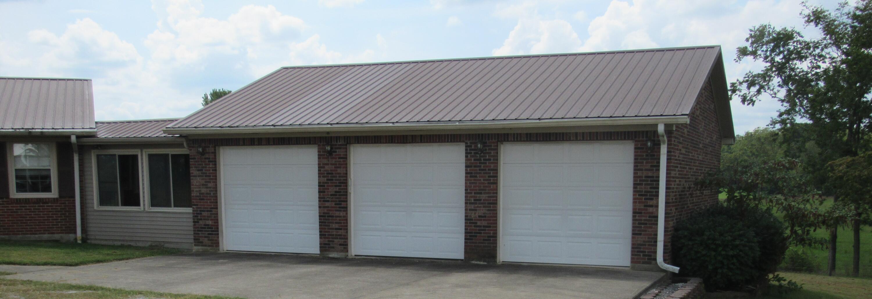 5960 Van Meter Road Property Photo 6