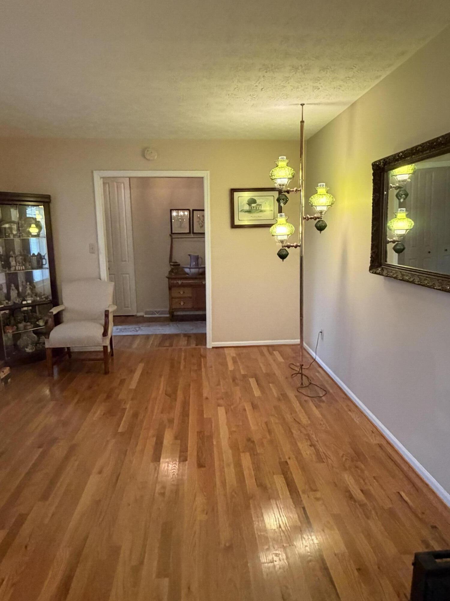 5960 Van Meter Road Property Photo 9
