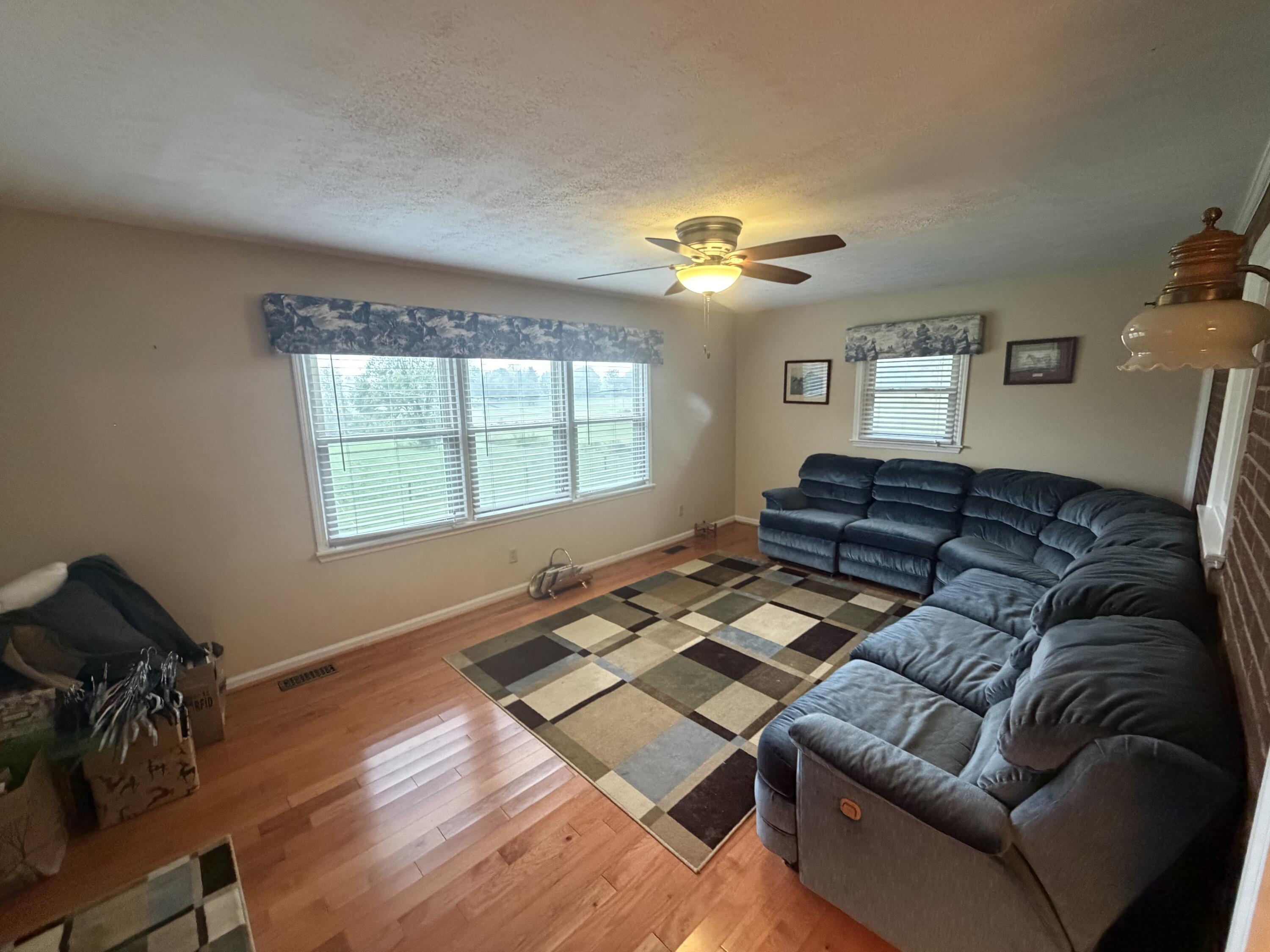 5960 Van Meter Road Property Photo 14