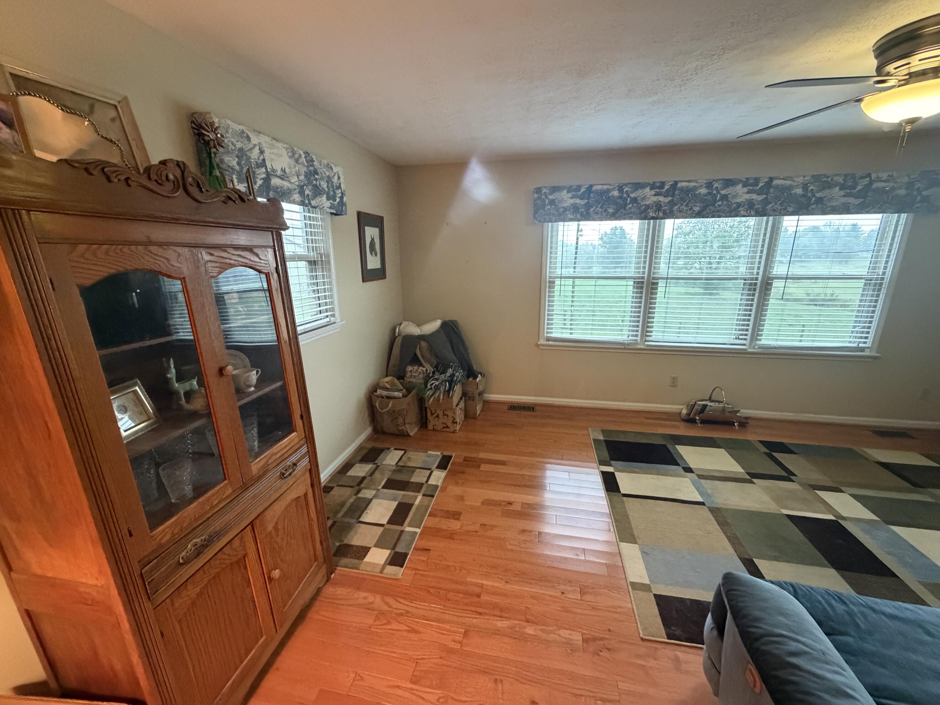 5960 Van Meter Road Property Photo 17
