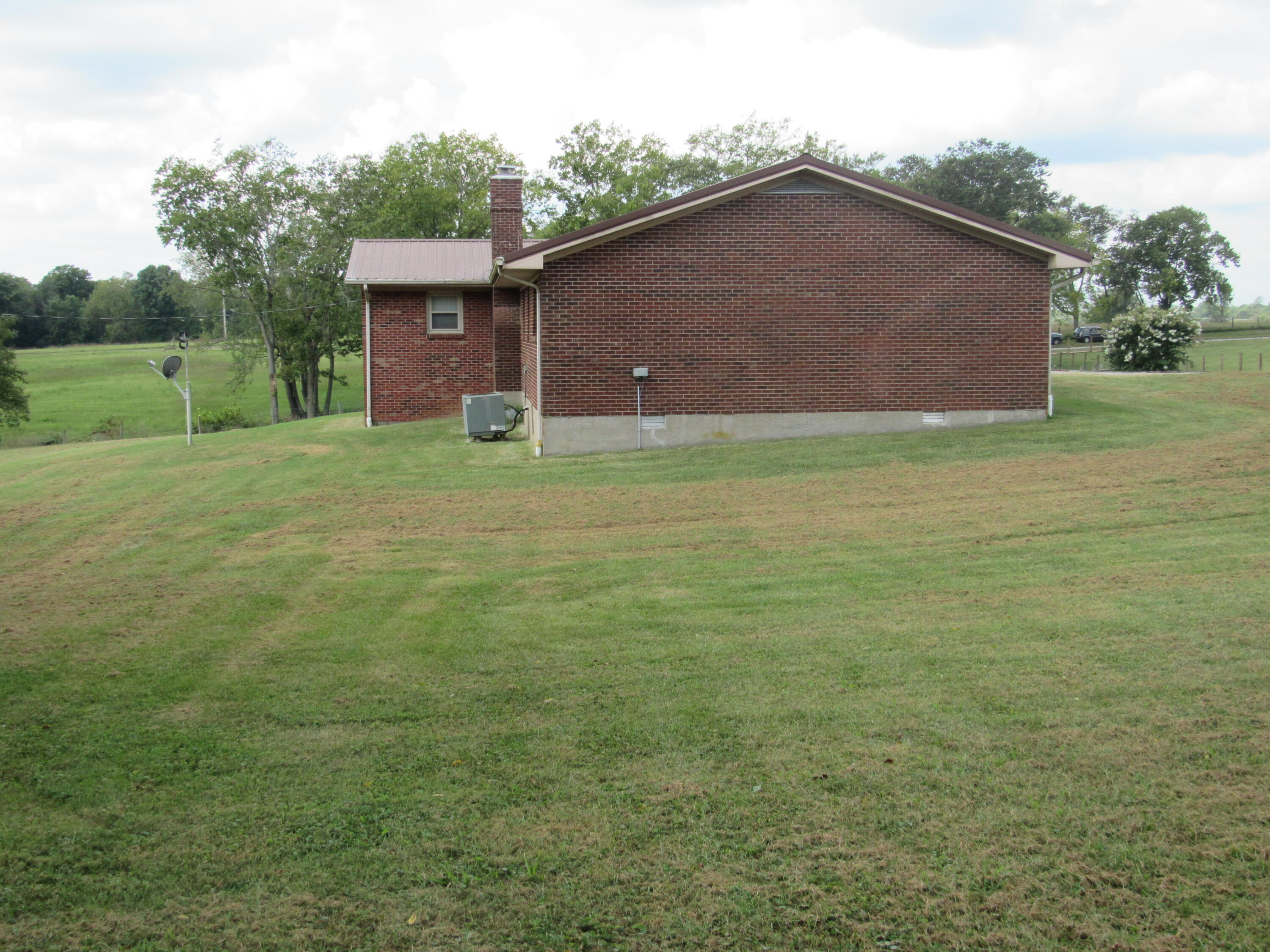 5960 Van Meter Road Property Photo 28