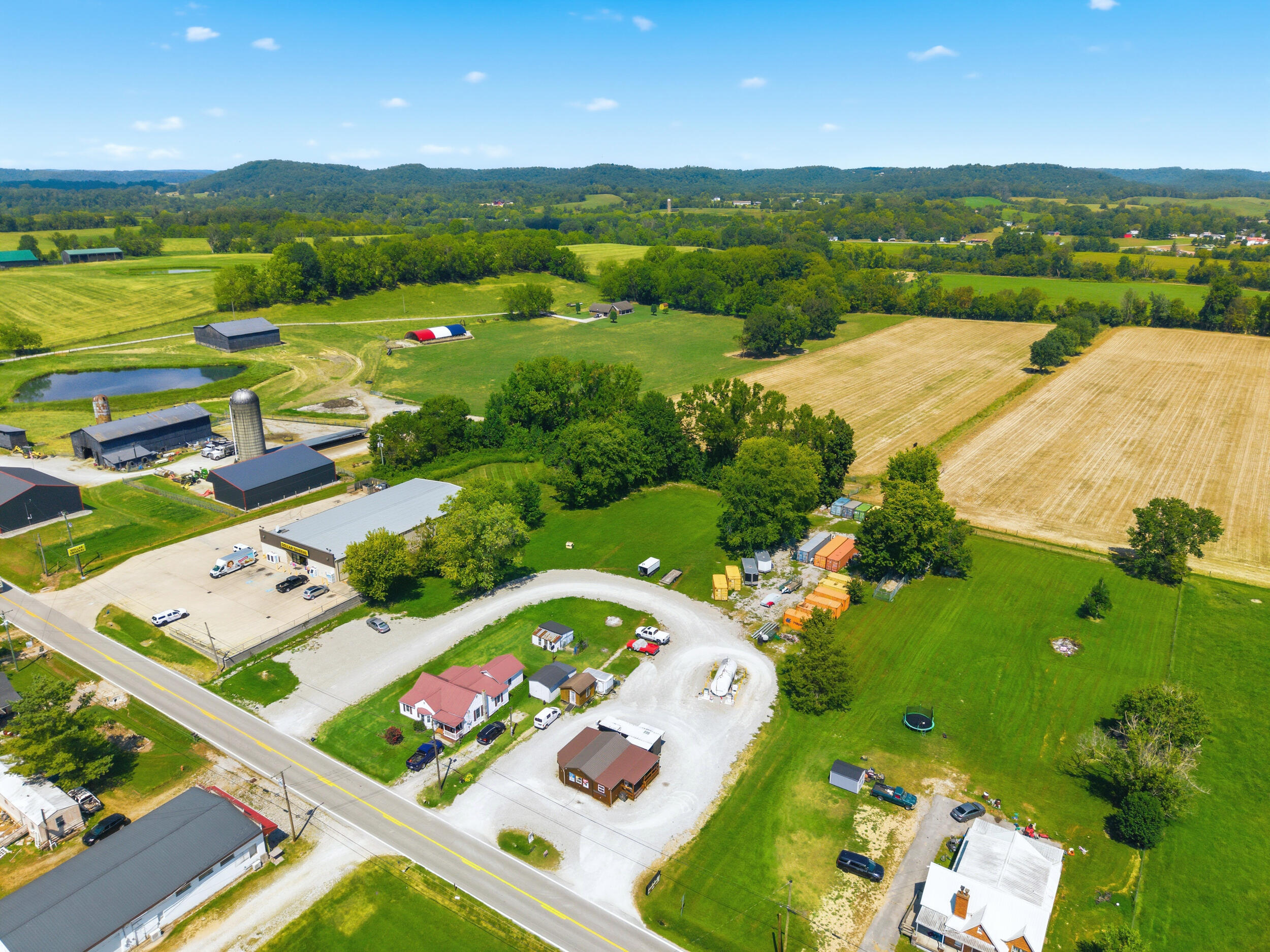 7149 Ky-70 Property Photo 2
