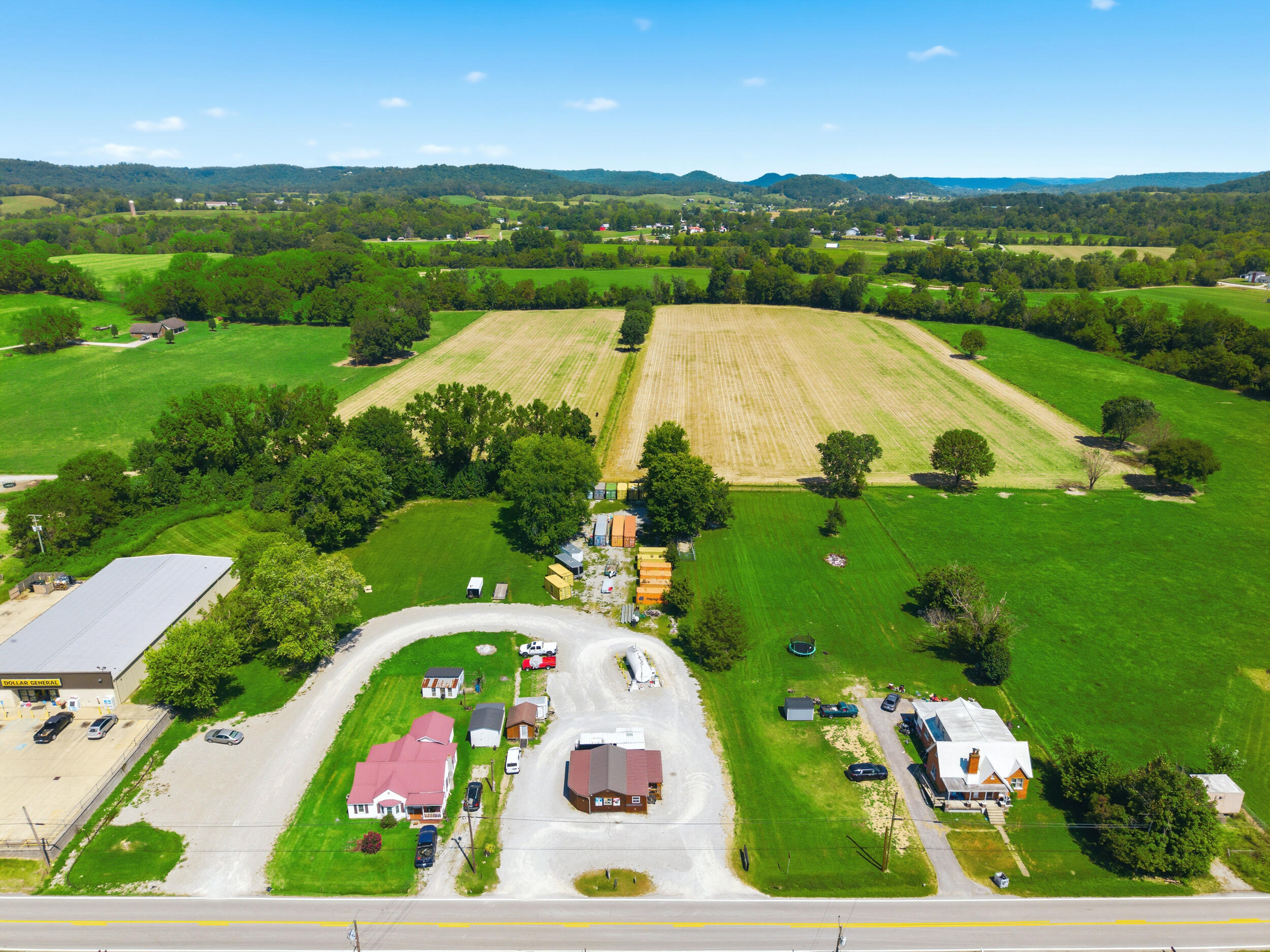 7149 Ky-70 Property Photo 3