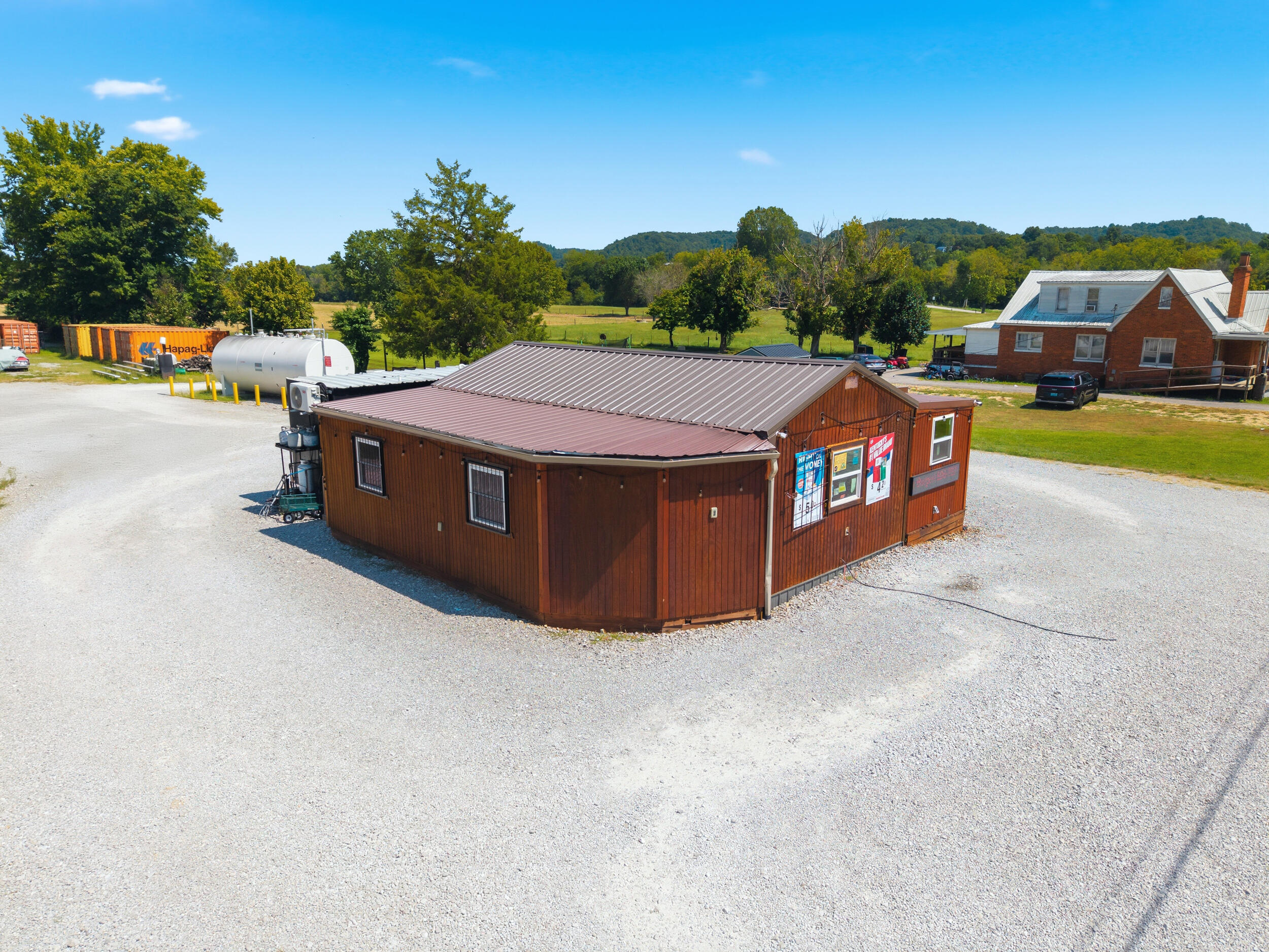 7149 Ky-70 Property Photo 4