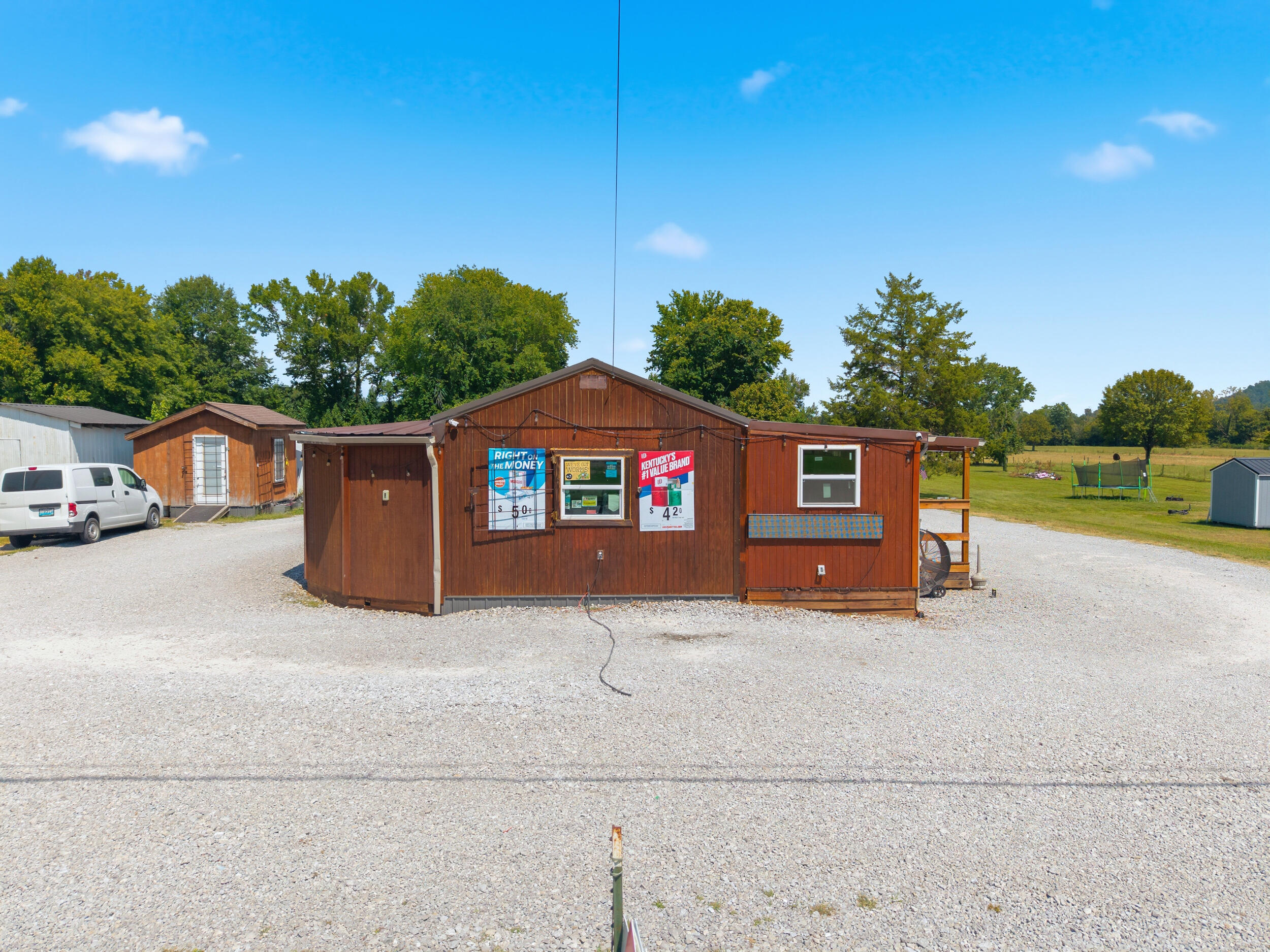 7149 Ky-70 Property Photo 5