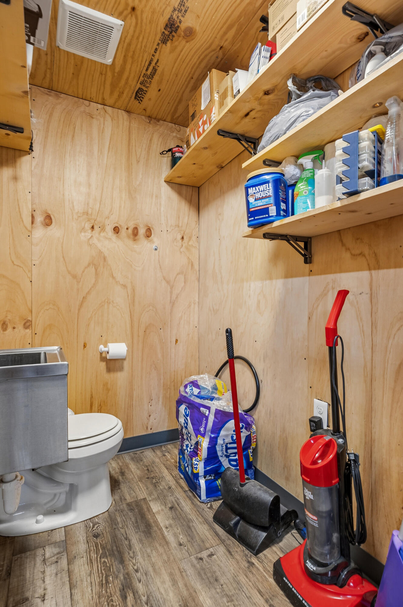 7149 Ky-70 Property Photo 17