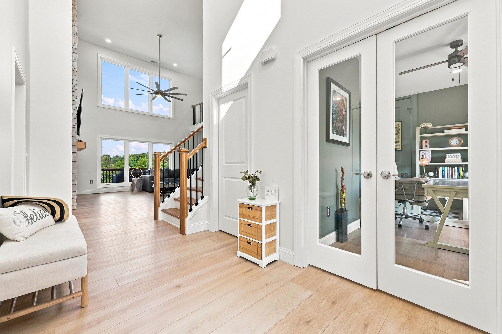 7095 Winners Circle Drive Property Photo 15