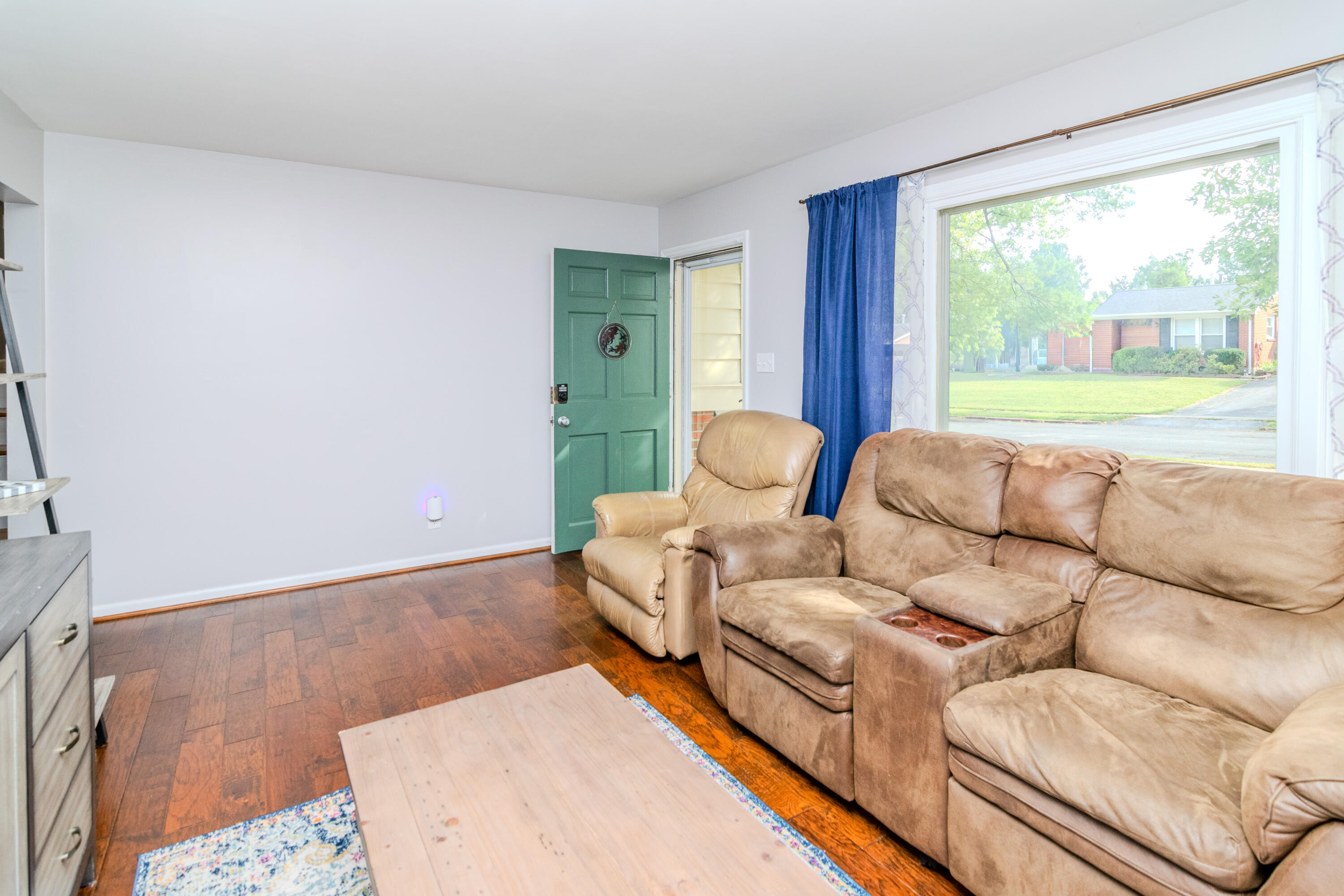 367 Gawaine Drive Property Photo 6
