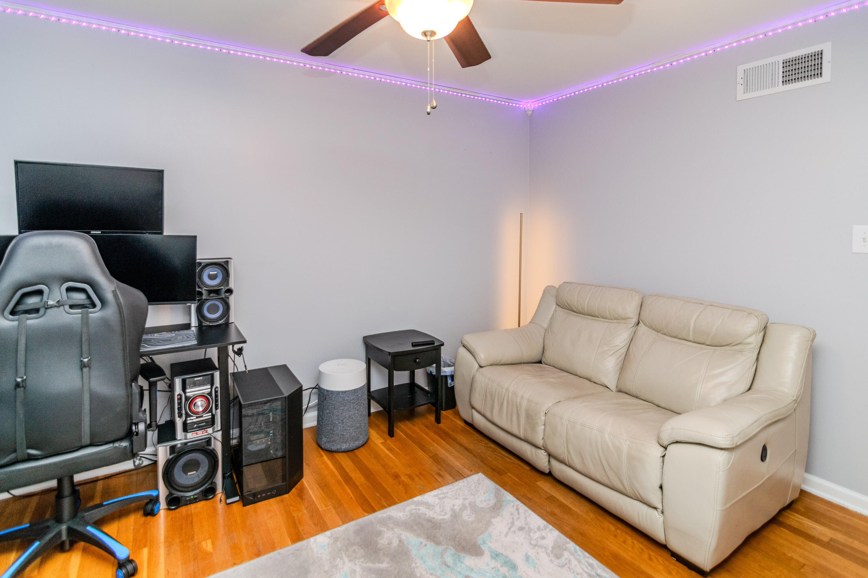 367 Gawaine Drive Property Photo 17
