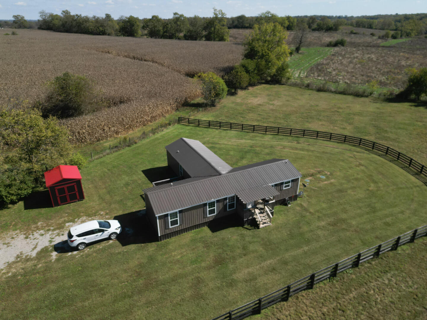 990 Clay Kiser Road Property Photo 3