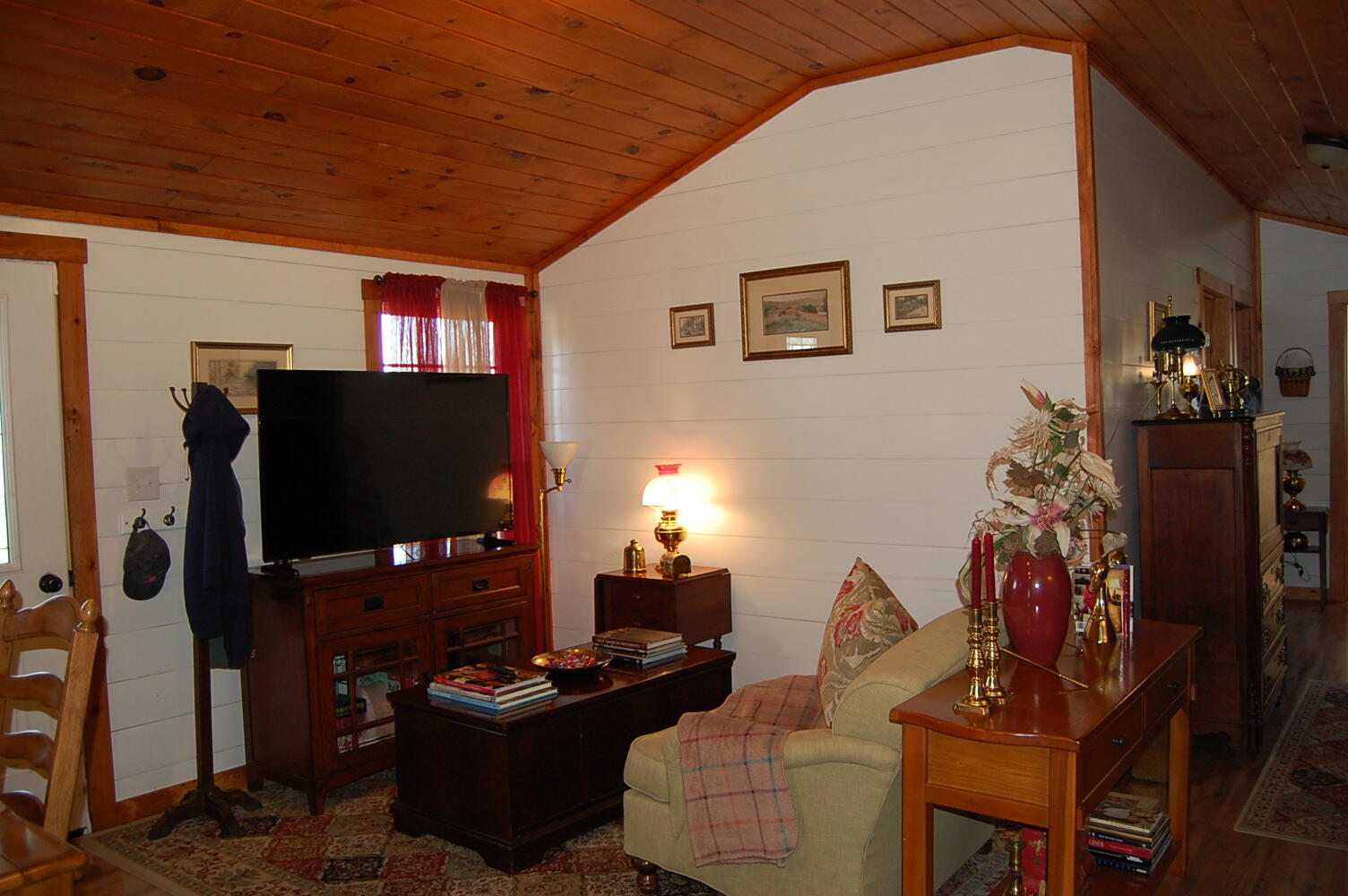 990 Clay Kiser Road Property Photo 6