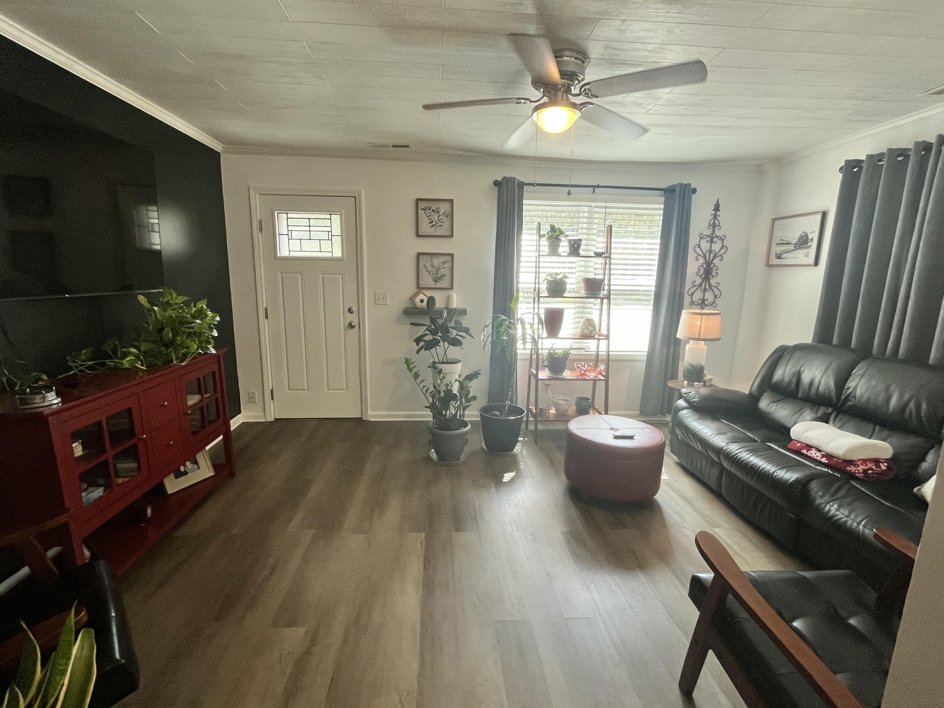 2128 Homewood Avenue Property Photo 11