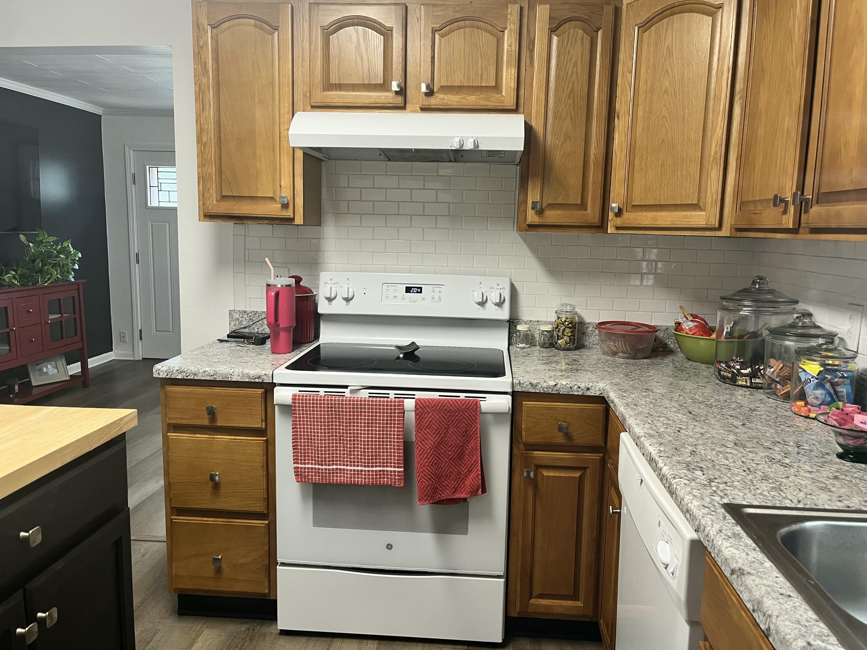 2128 Homewood Avenue Property Photo 13