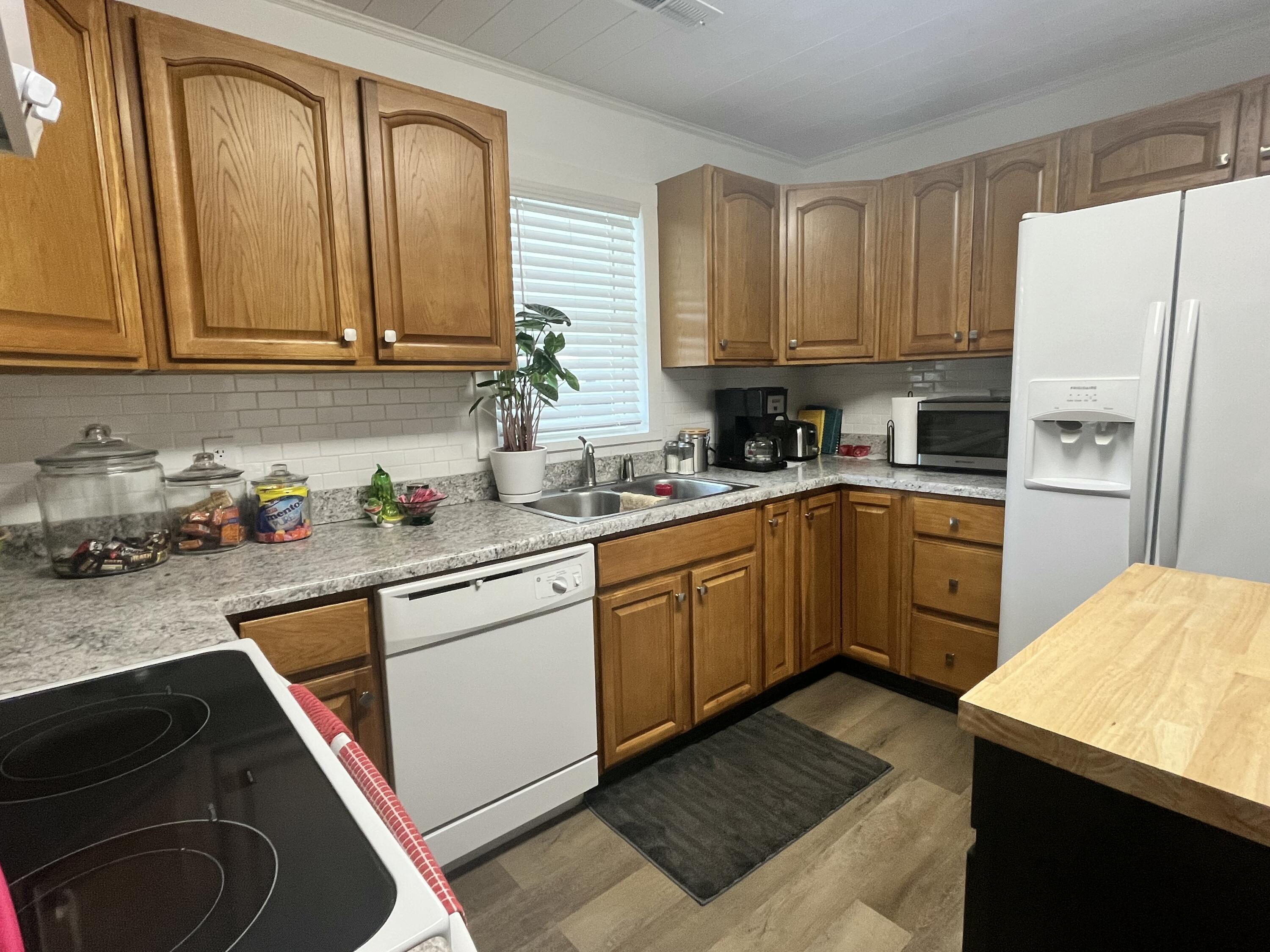 2128 Homewood Avenue Property Photo 14