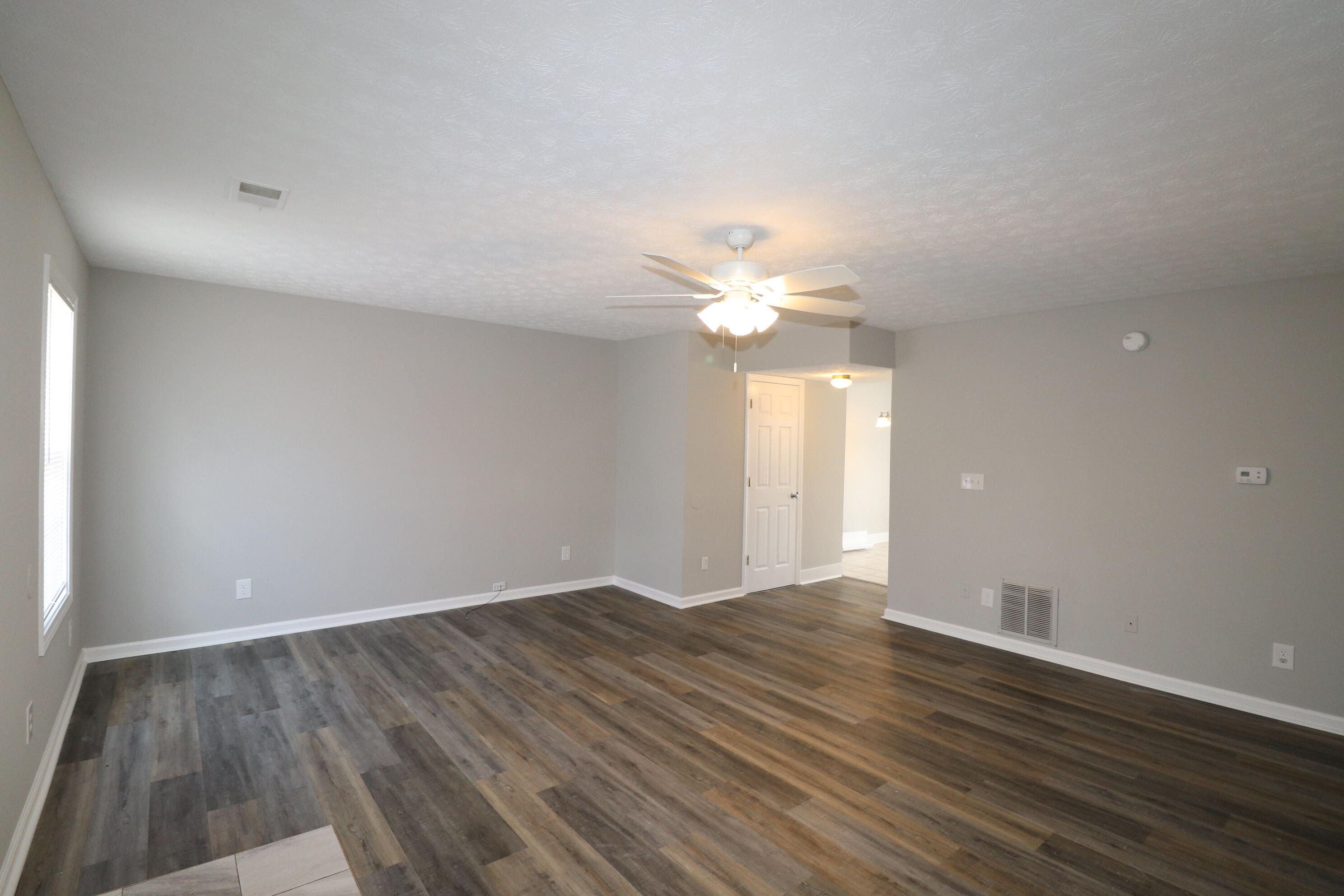 215 Elkchester Circle Property Photo 6