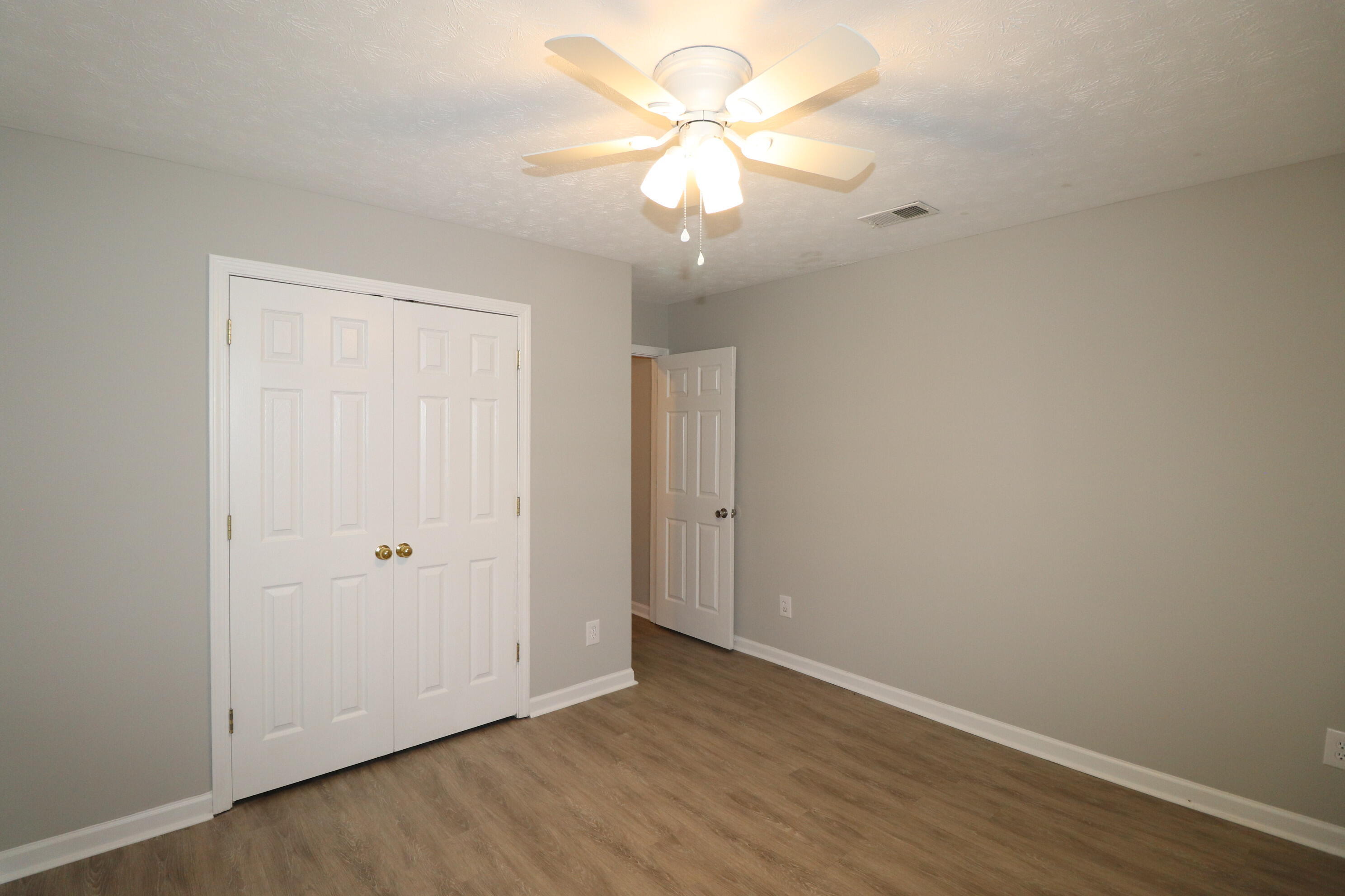 215 Elkchester Circle Property Photo 21