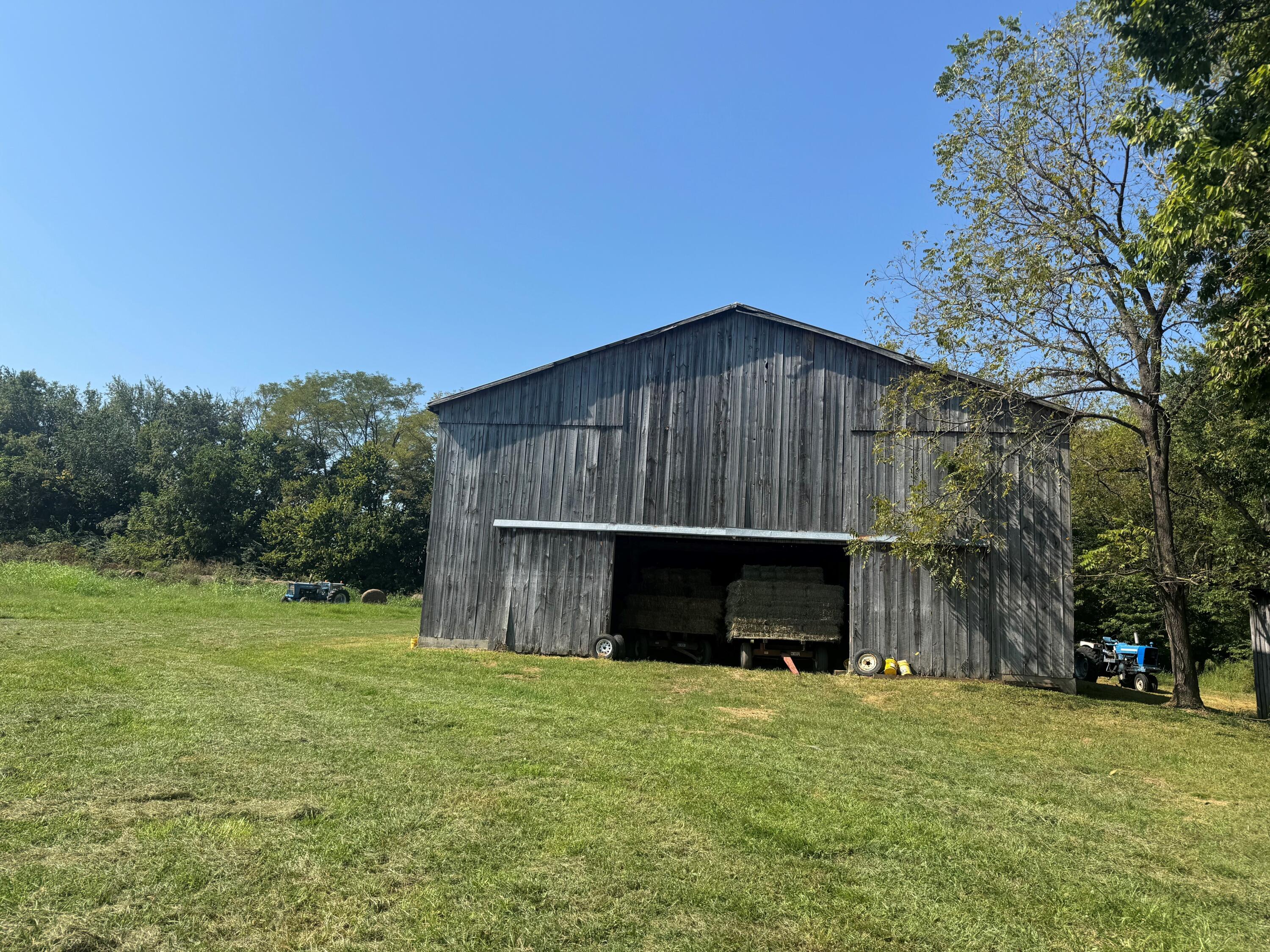 2445 Bryan Station Road Property Photo 9