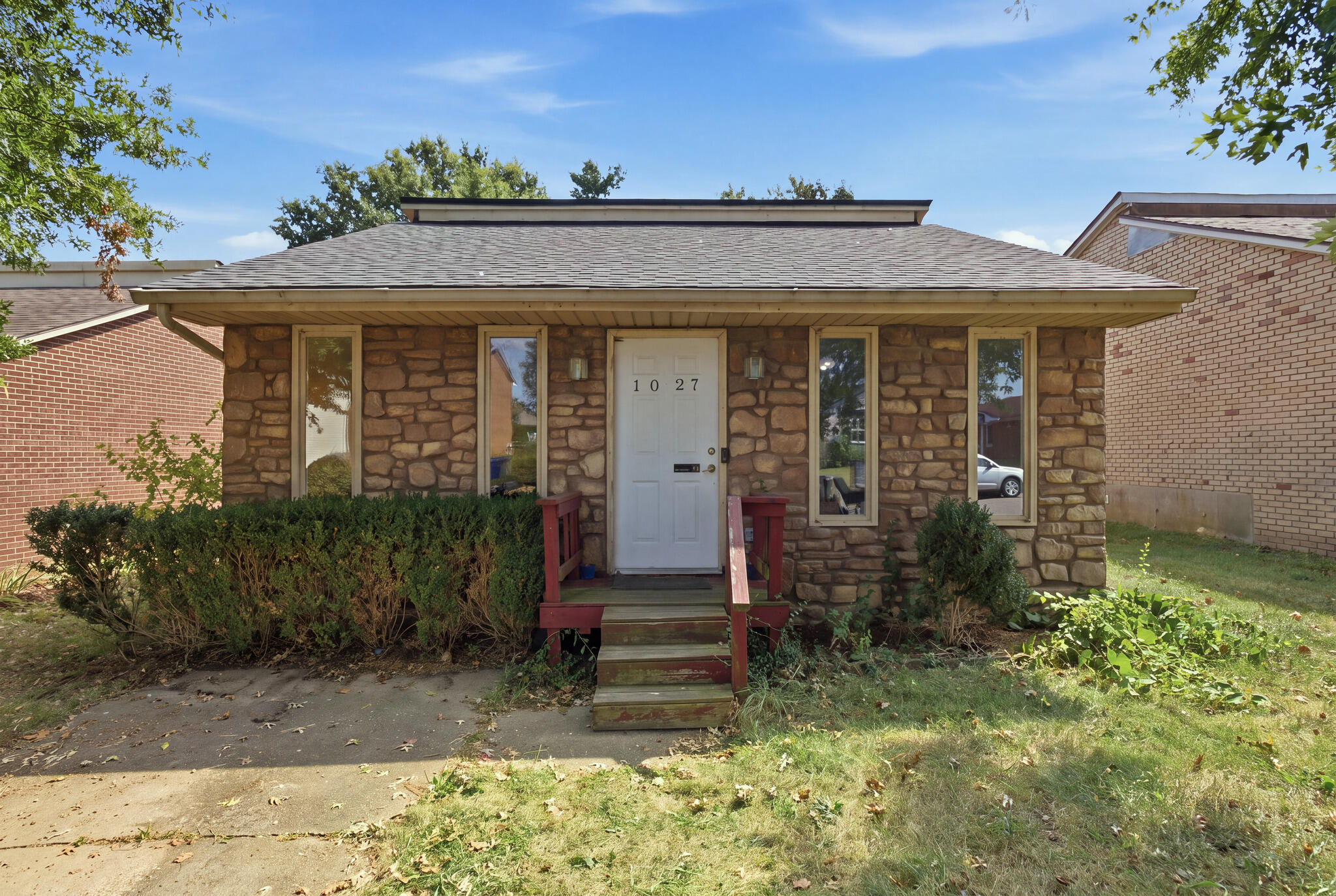 1027 Trent Boulevard Property Photo 3