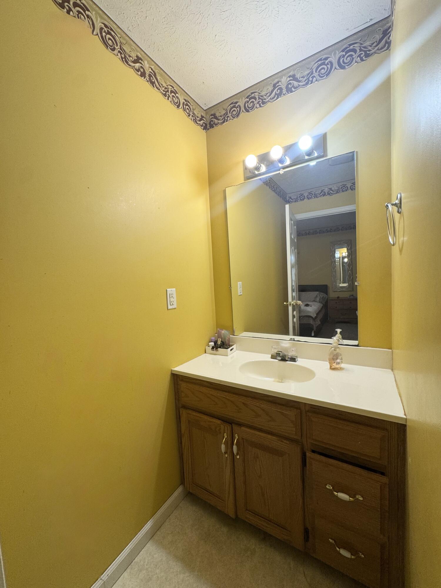 109 Dillon Court Property Photo 15