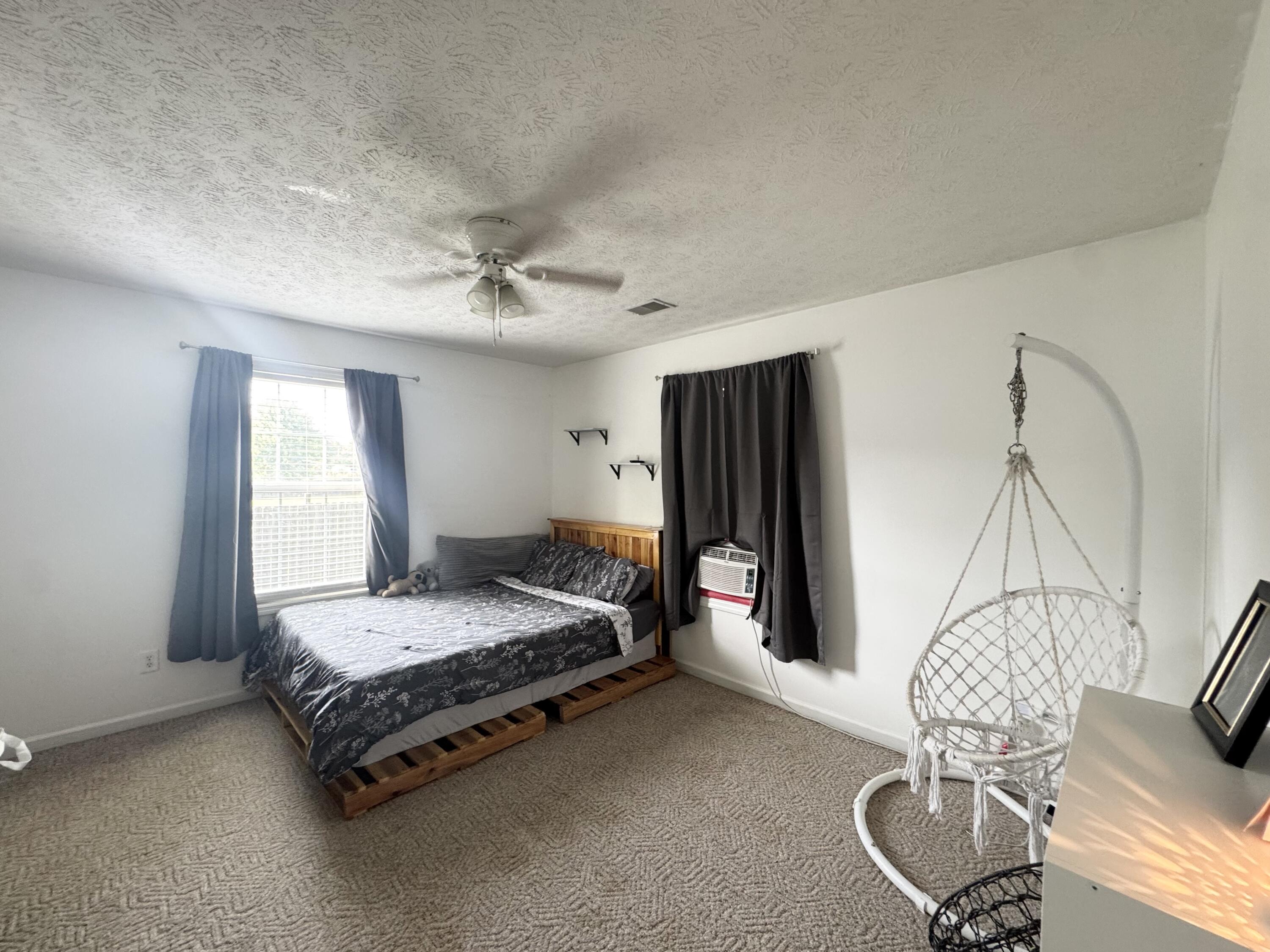 109 Dillon Court Property Photo 16