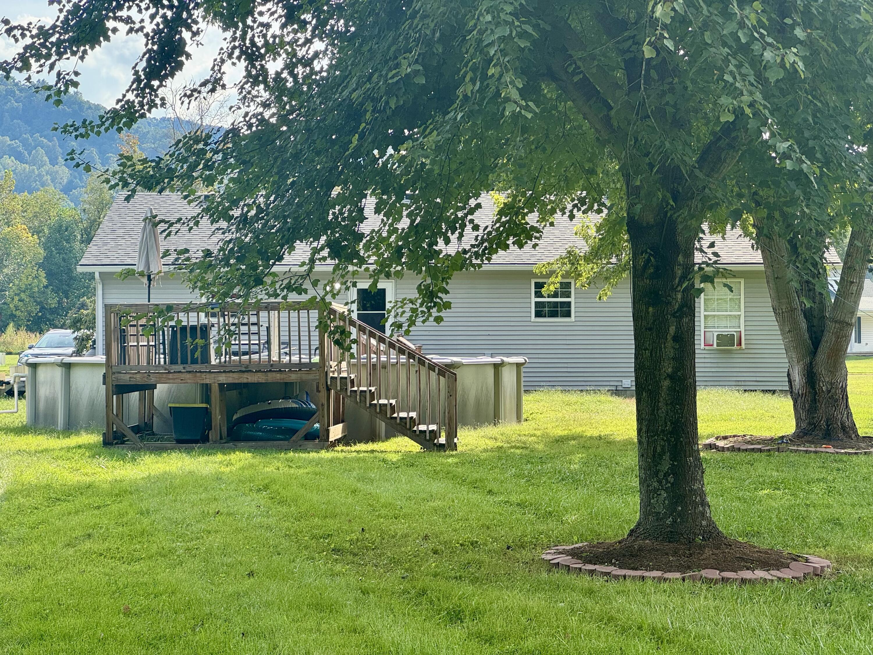 109 Dillon Court Property Photo 25