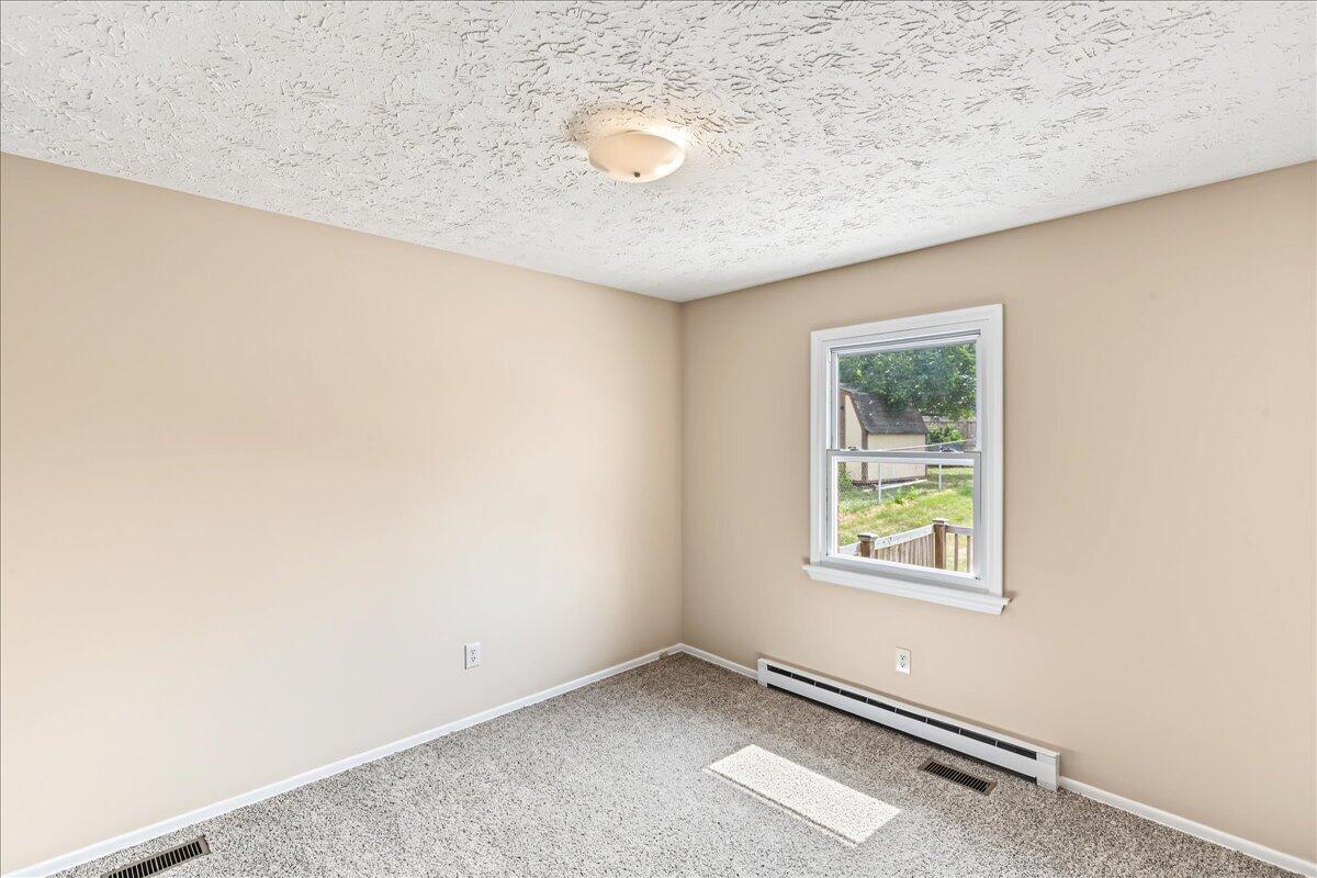 1248 Ascot Park Property Photo 21