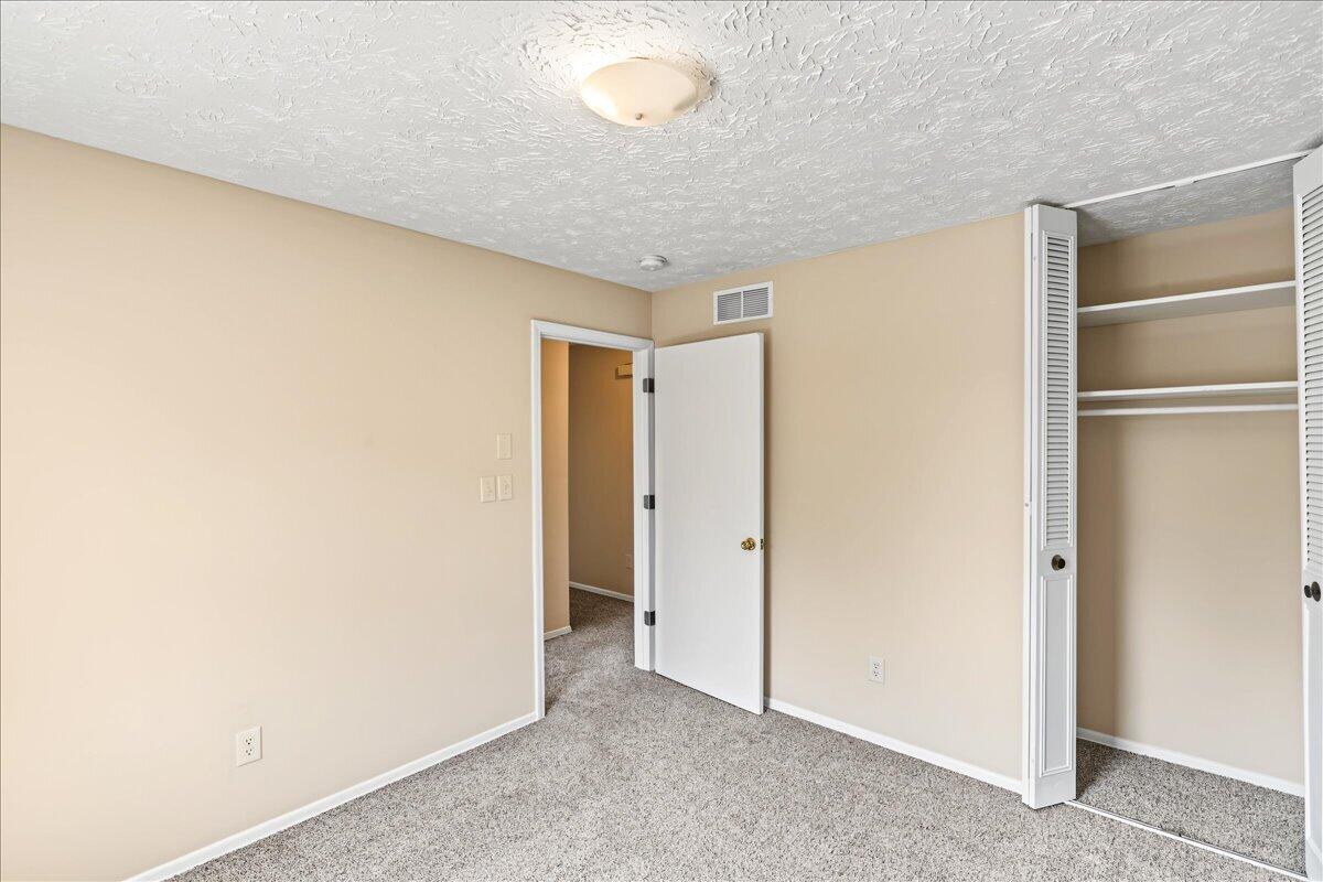 1248 Ascot Park Property Photo 22