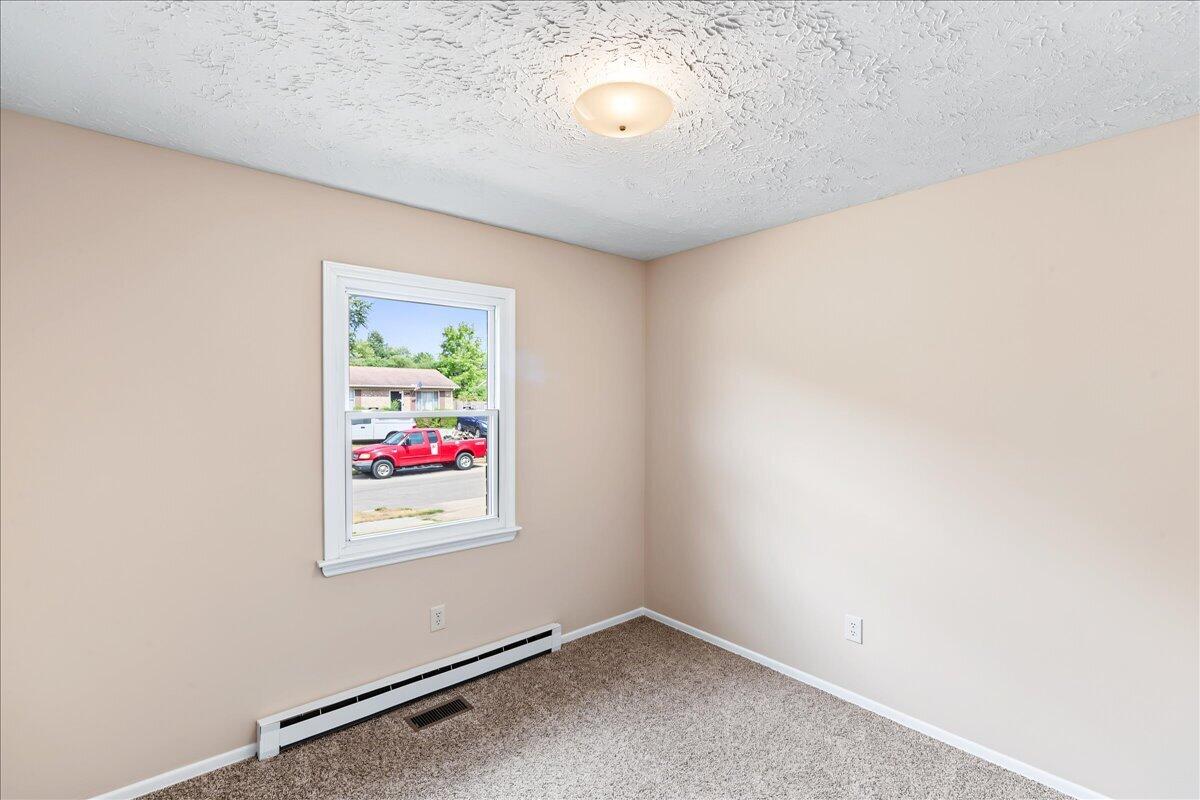 1248 Ascot Park Property Photo 24