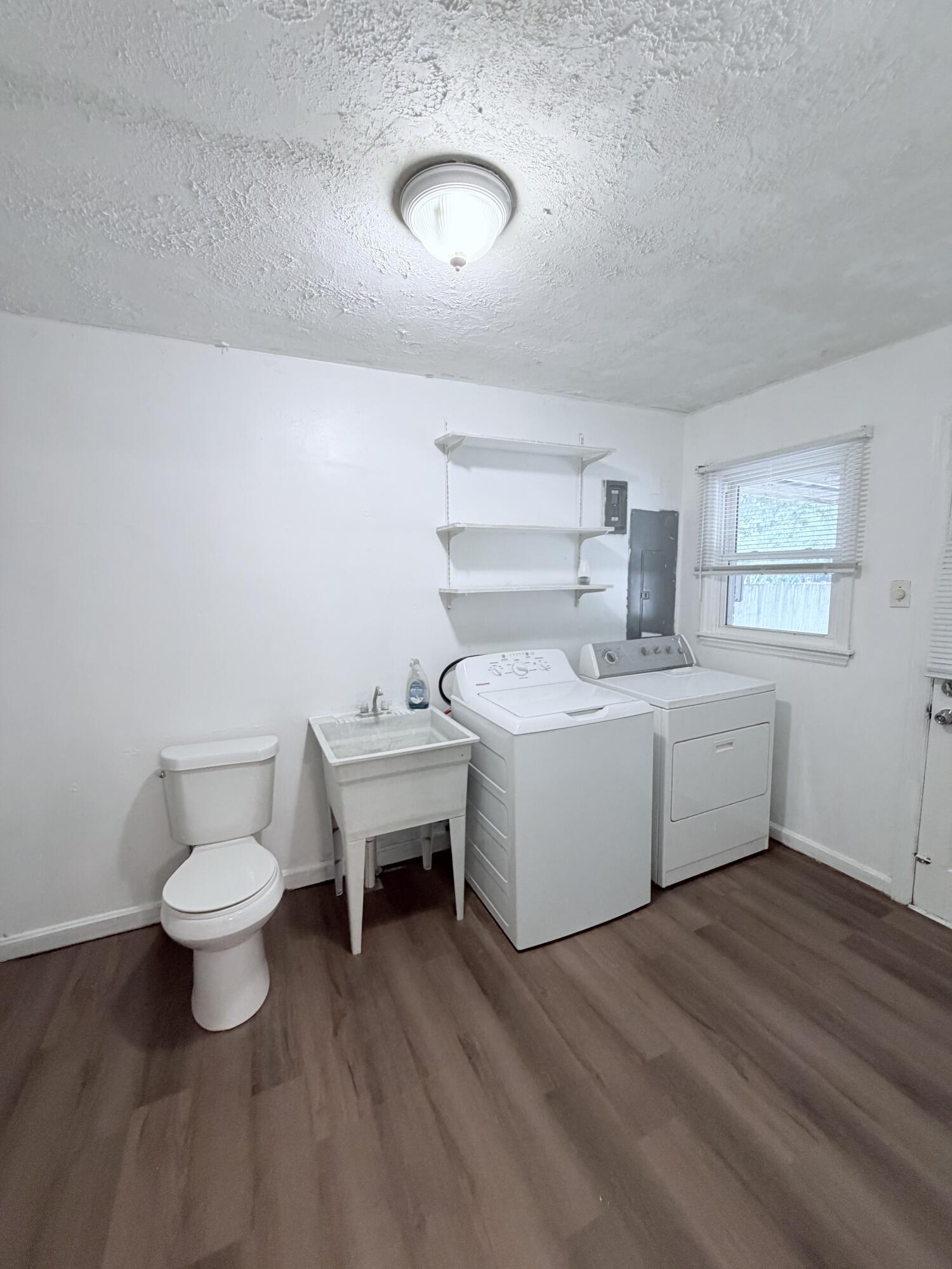 2333 Southview Drive Property Photo 12