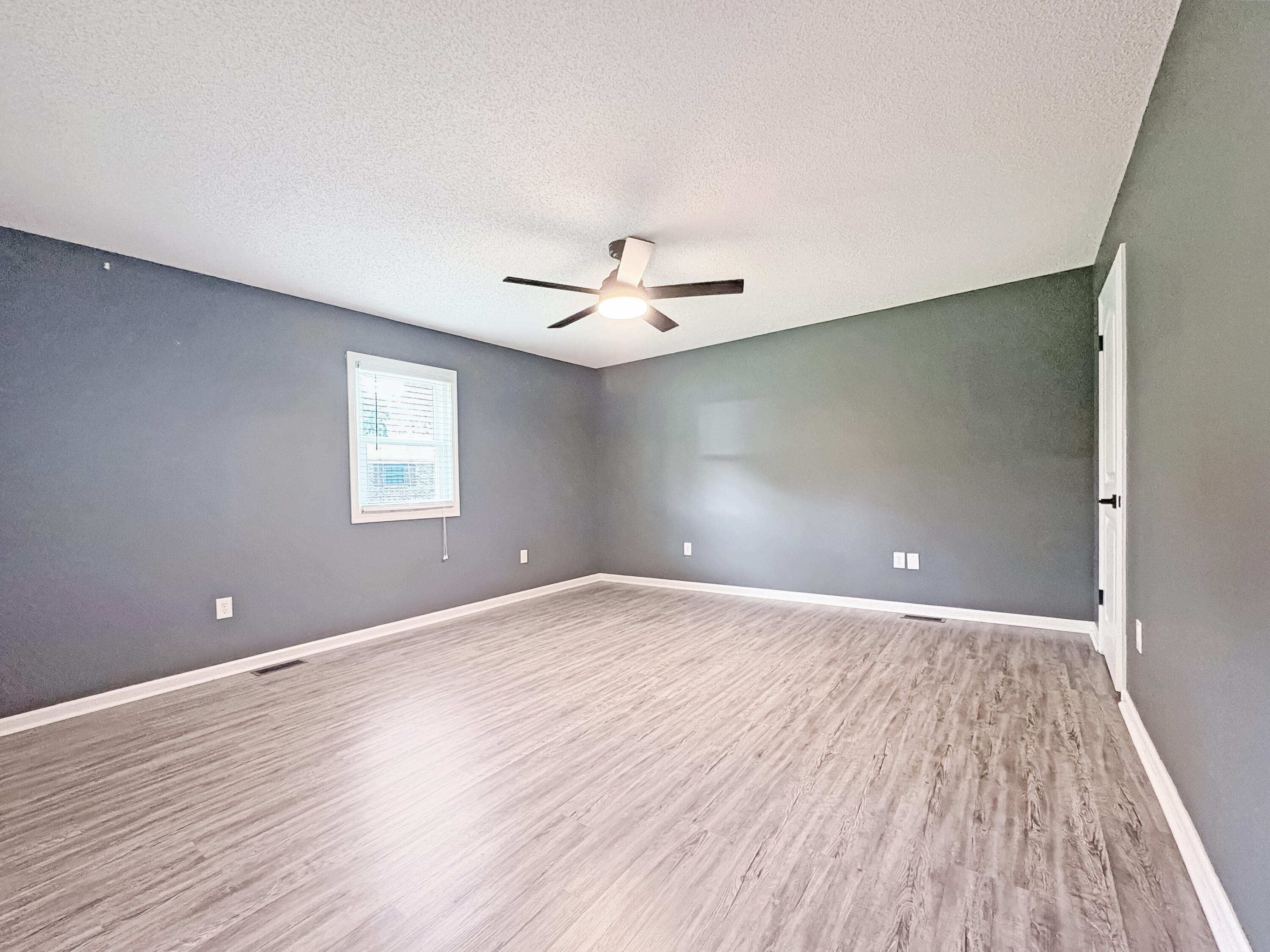 406 Linden Drive Property Photo 22