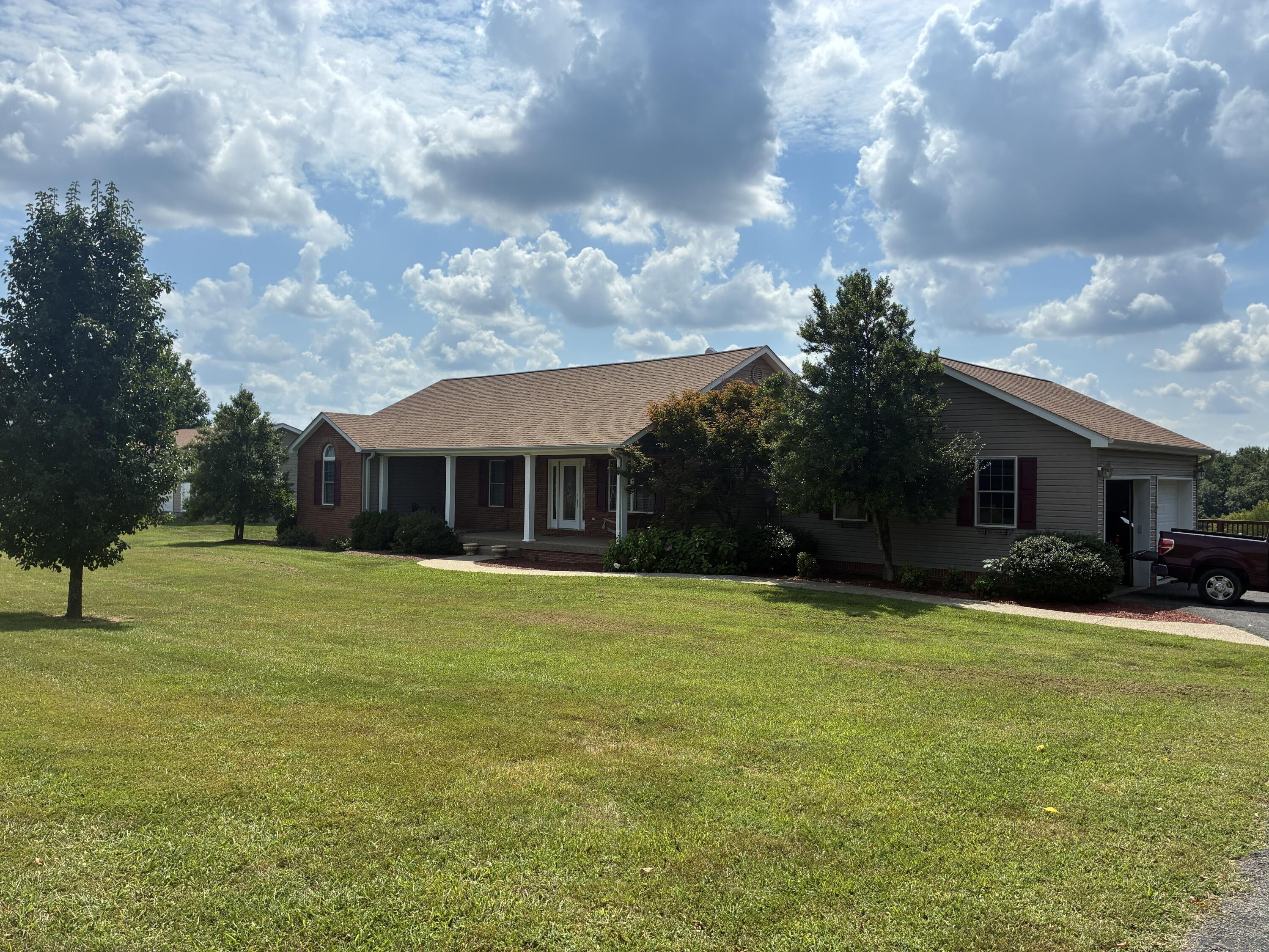 846 Johnson Road Property Photo 2