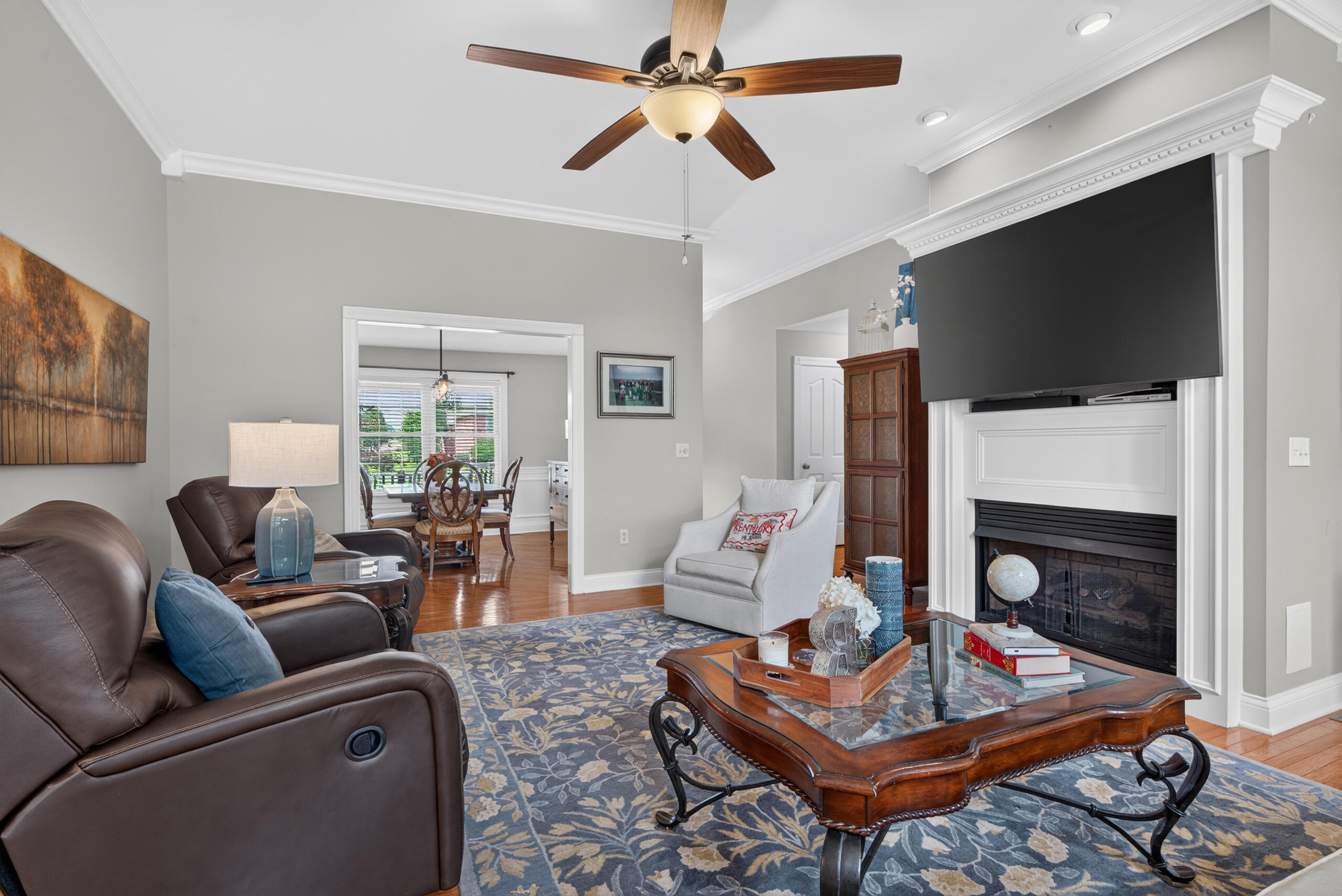 2051 Moss Creek Court Property Photo 8