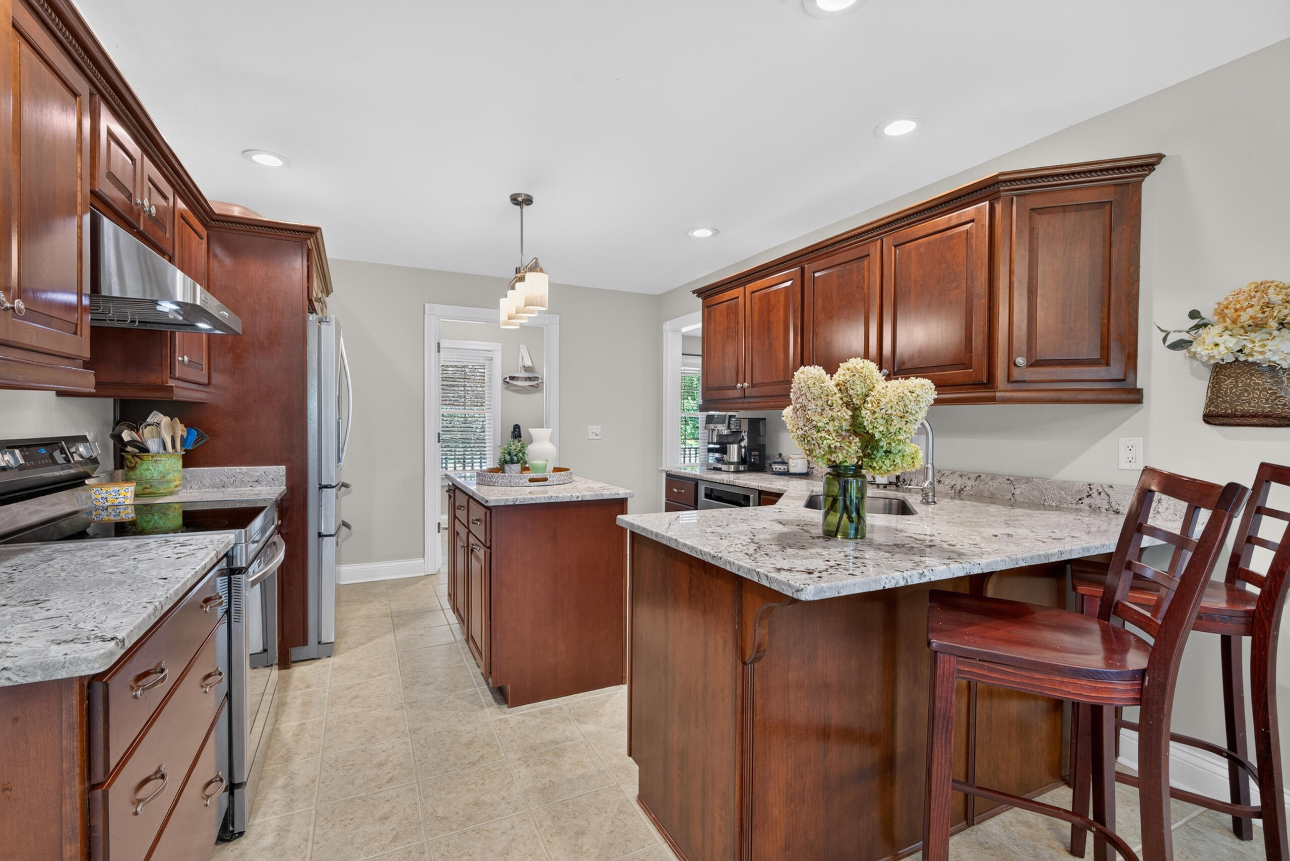 2051 Moss Creek Court Property Photo 18