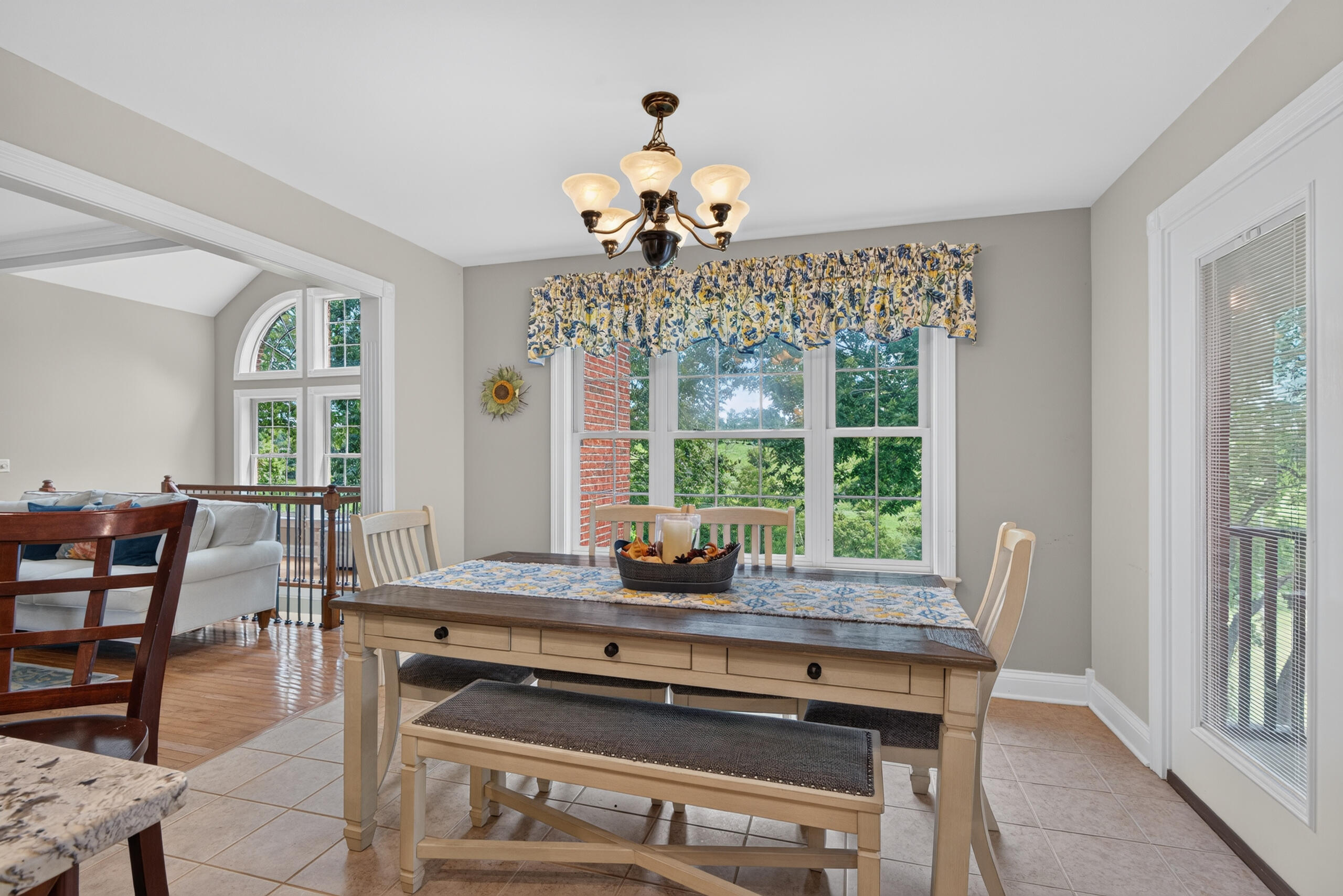 2051 Moss Creek Court Property Photo 19