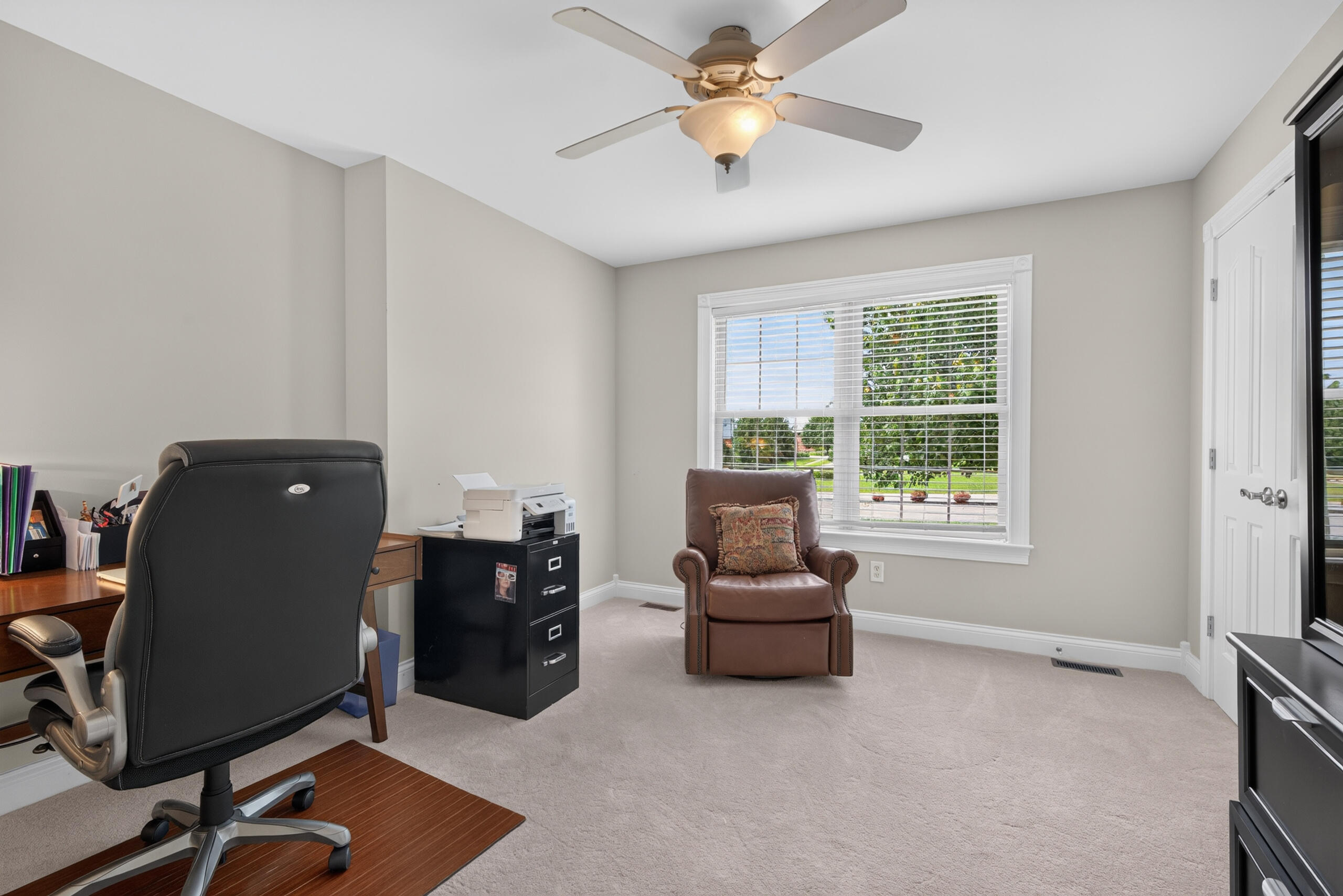 2051 Moss Creek Court Property Photo 29