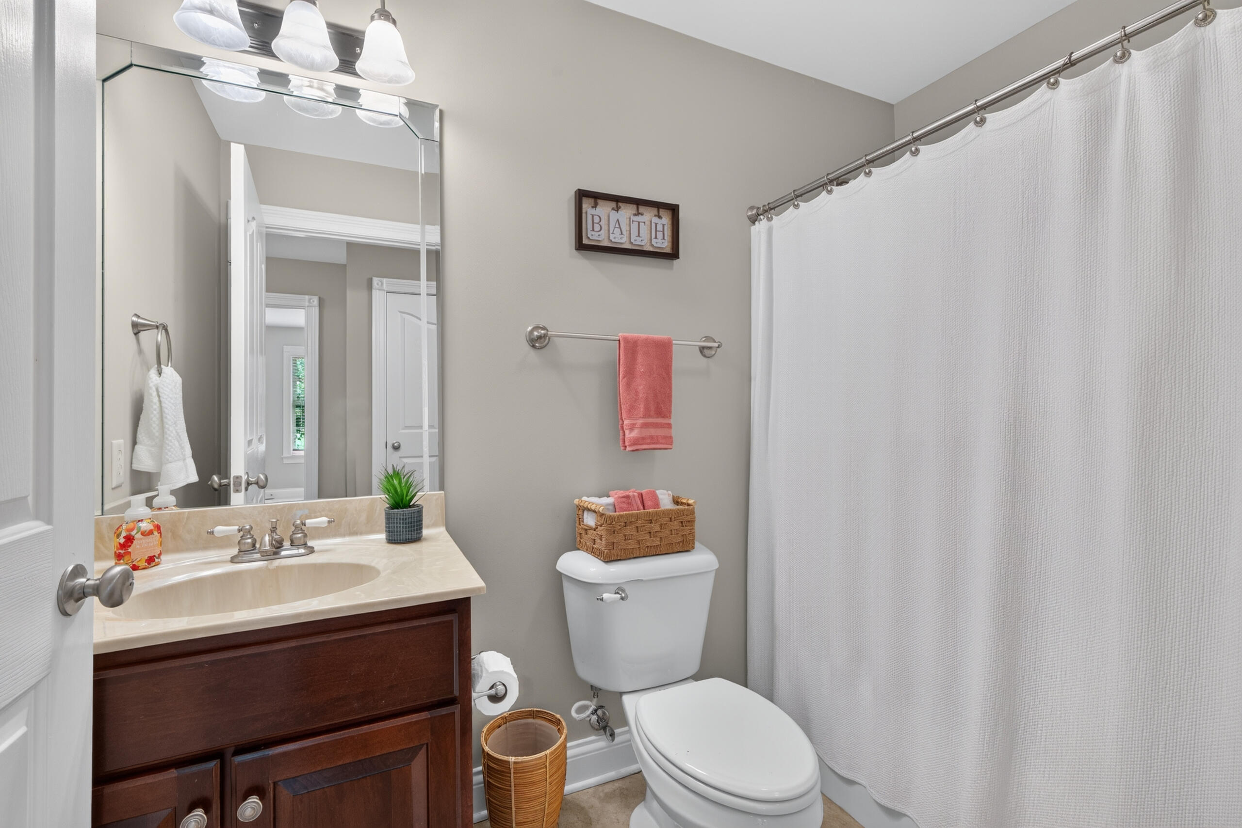 2051 Moss Creek Court Property Photo 31