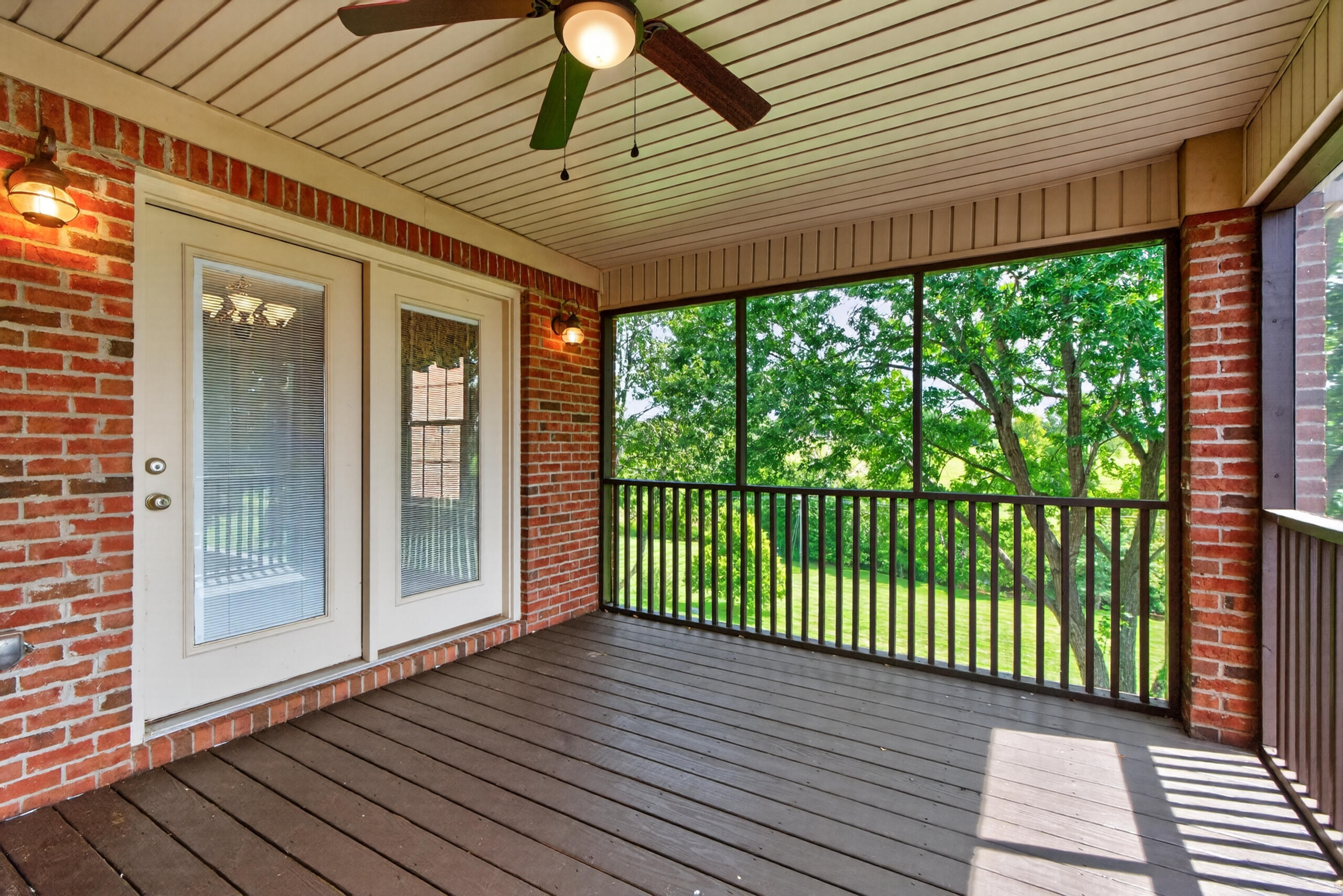 2051 Moss Creek Court Property Photo 45