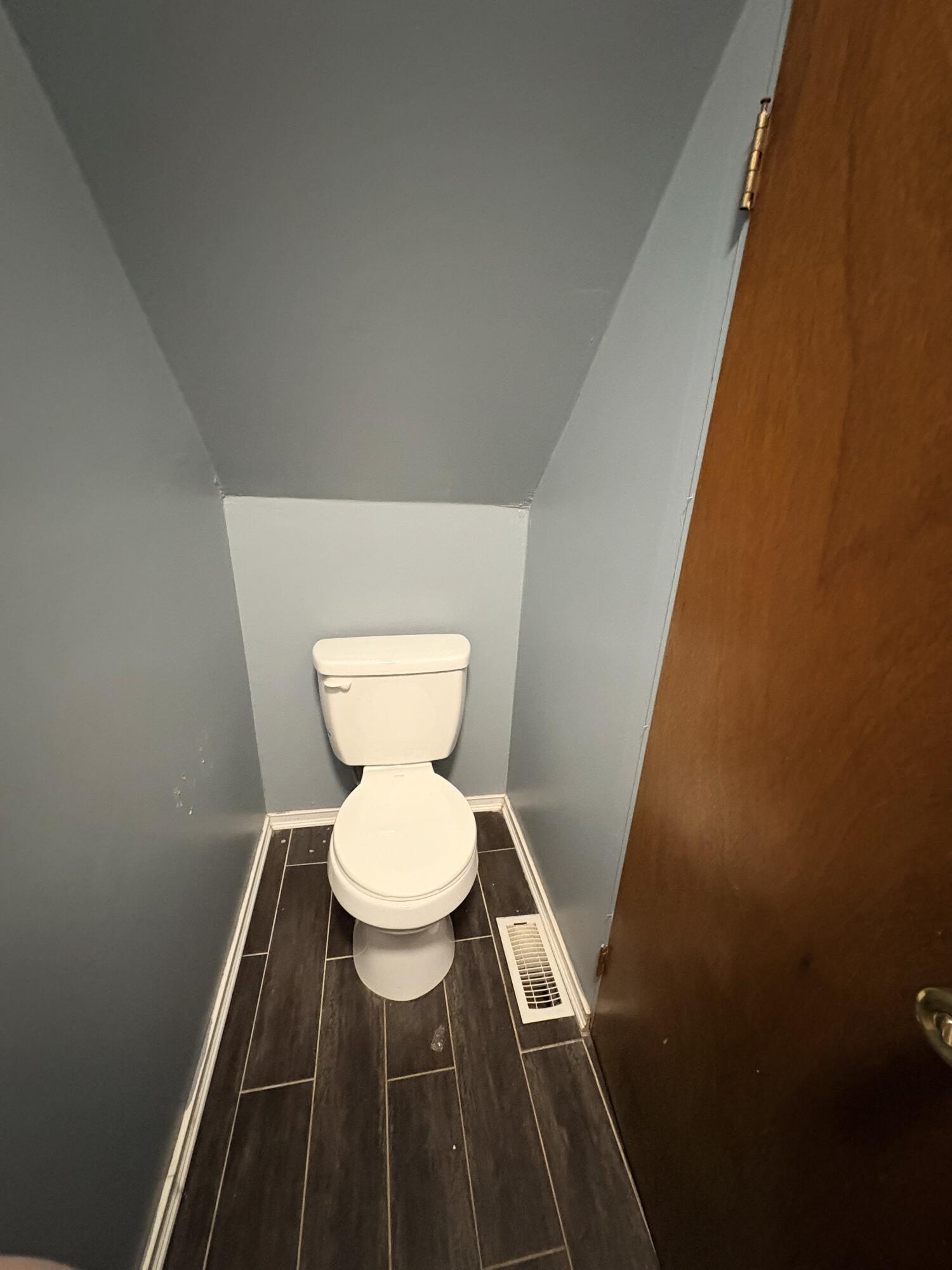 344 W Walnut Street Property Photo 16