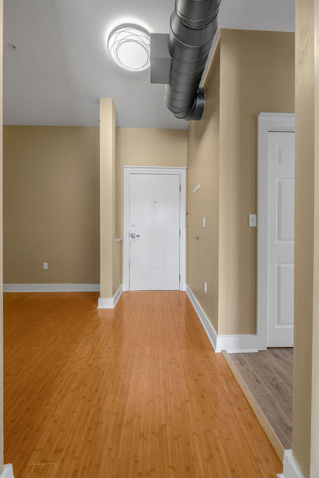 535 S Upper Street 327 Property Photo 11