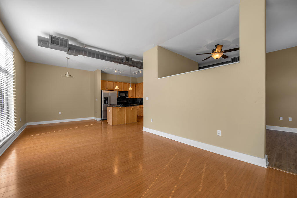 535 S Upper Street 327 Property Photo 24