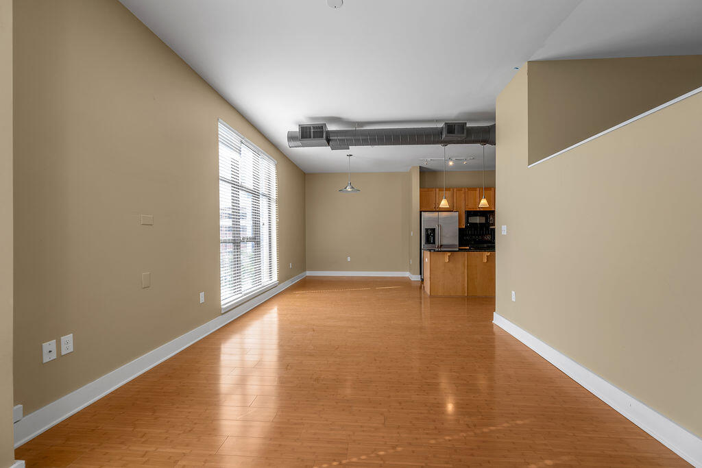 535 S Upper Street 327 Property Photo 25