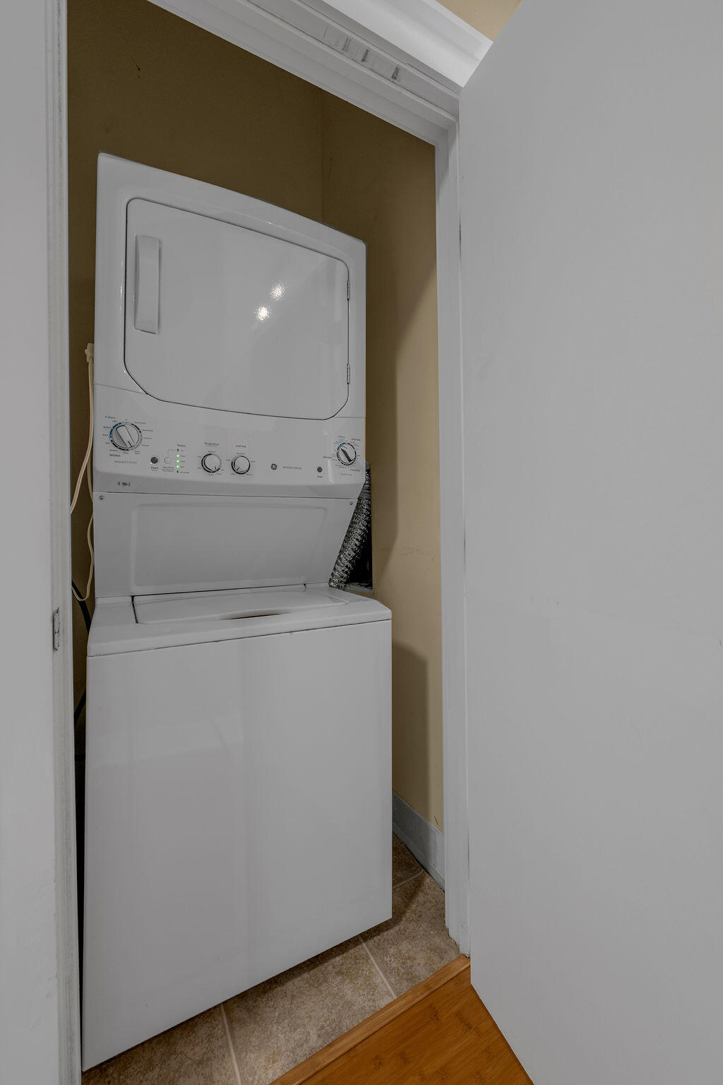 535 S Upper Street 327 Property Photo 32