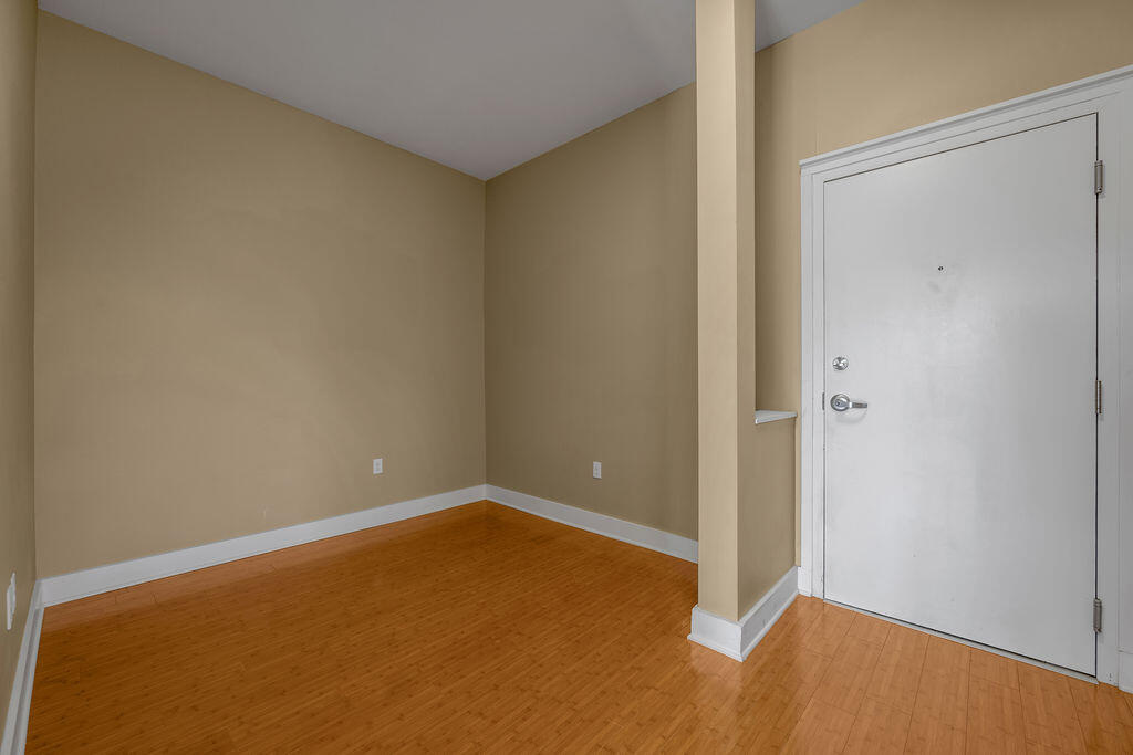 535 S Upper Street 327 Property Photo 33