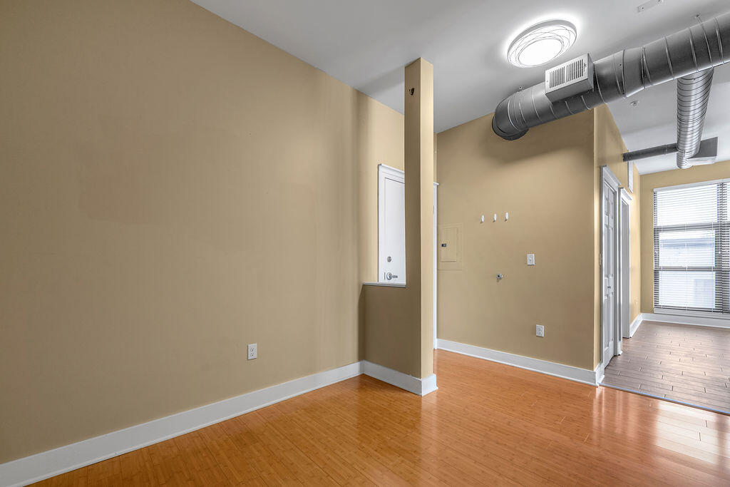 535 S Upper Street 327 Property Photo 35